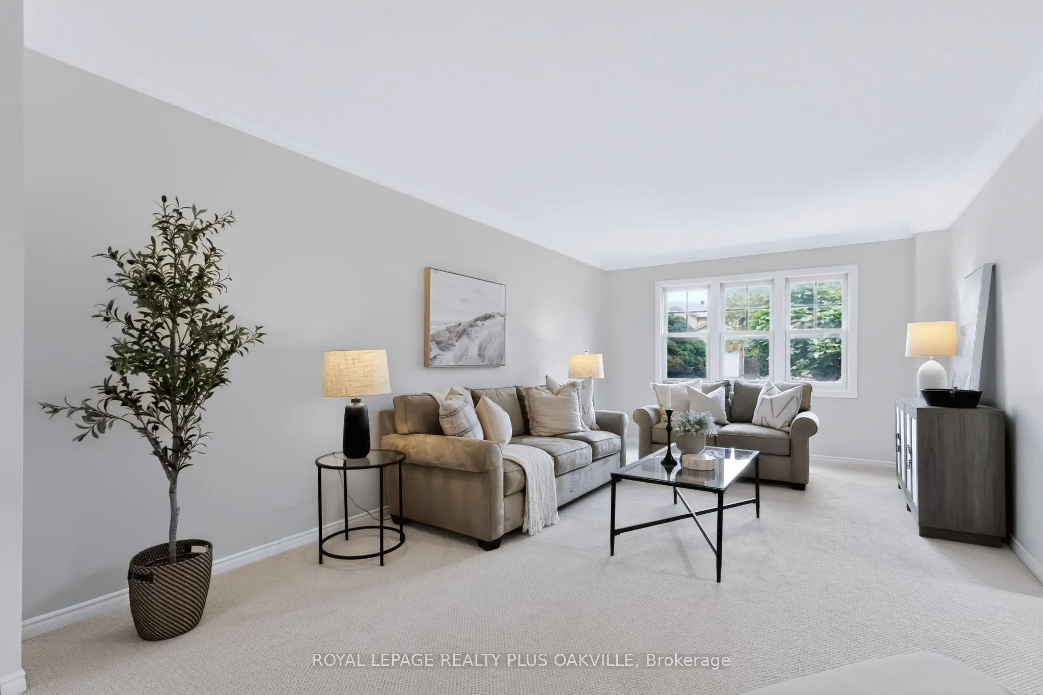 279 Hickory Circle