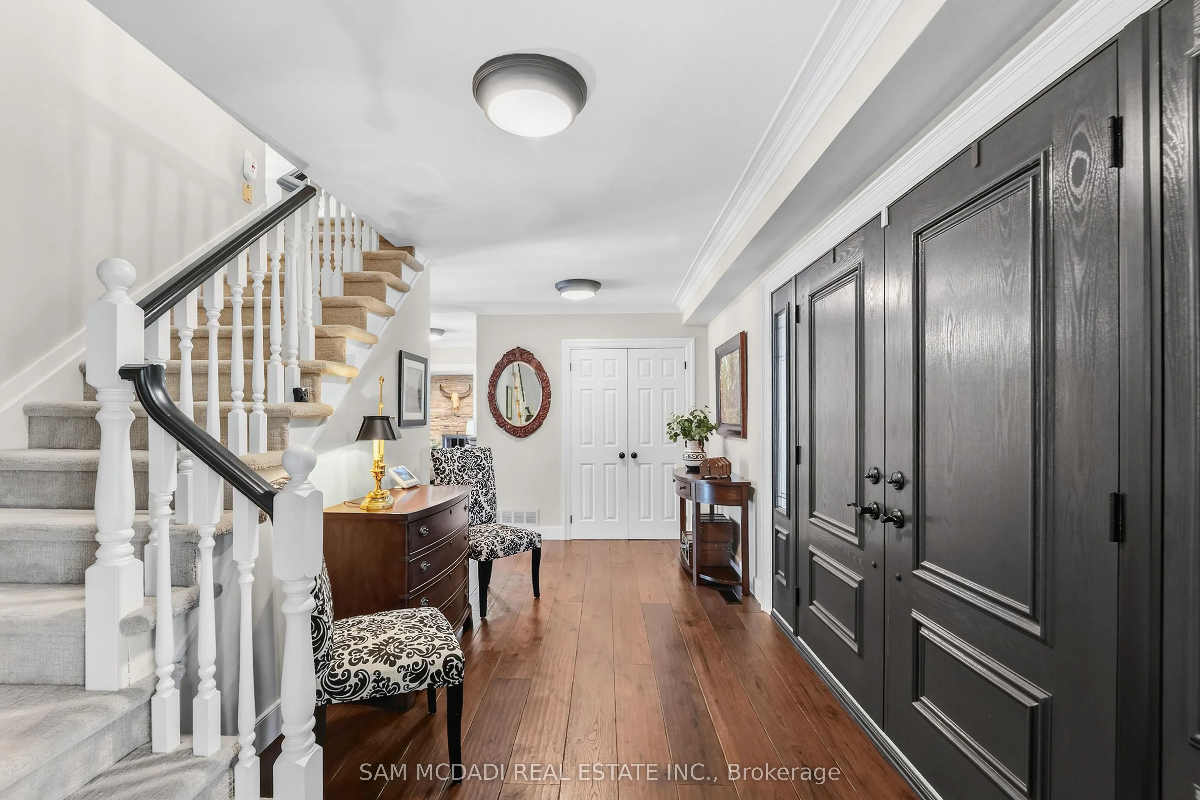 21 Kenninghall Boulevard