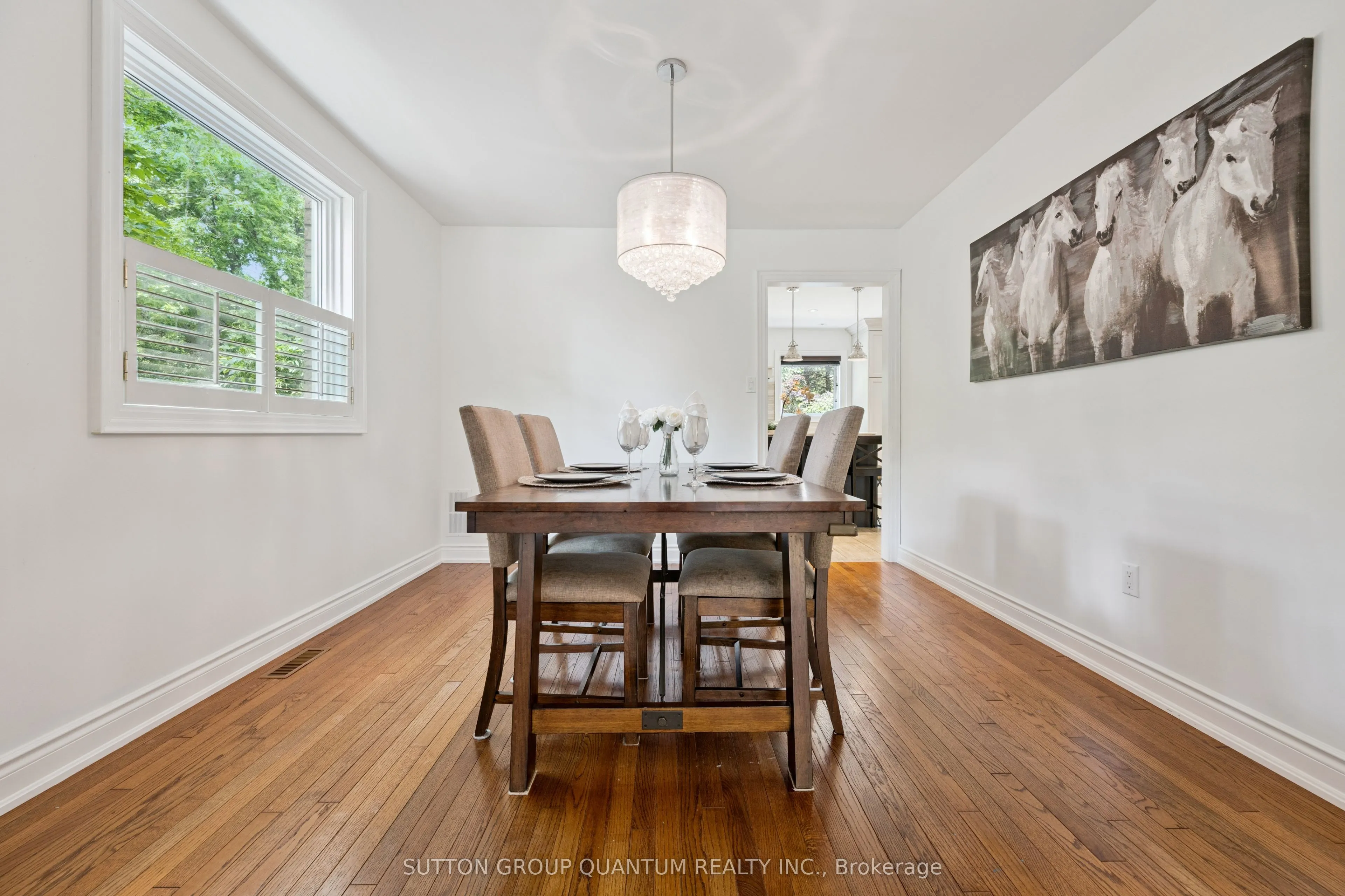 3092 Shannon Crescent