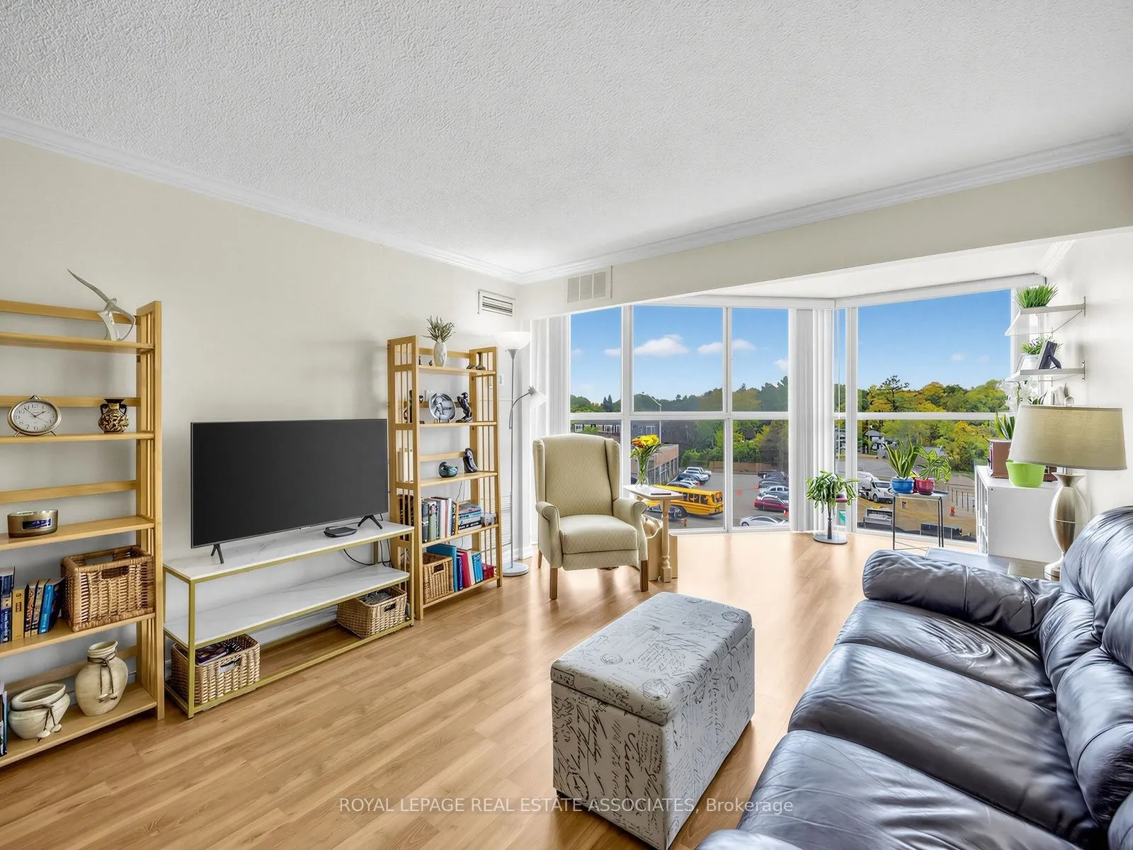 2091 Hurontario Street #504