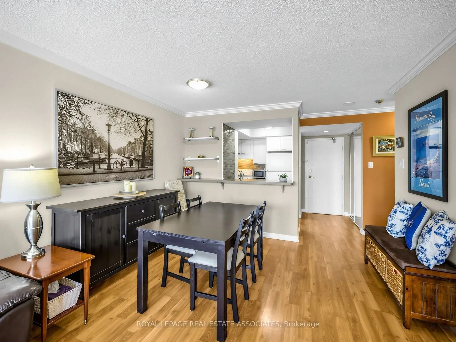 2091 Hurontario Street #504