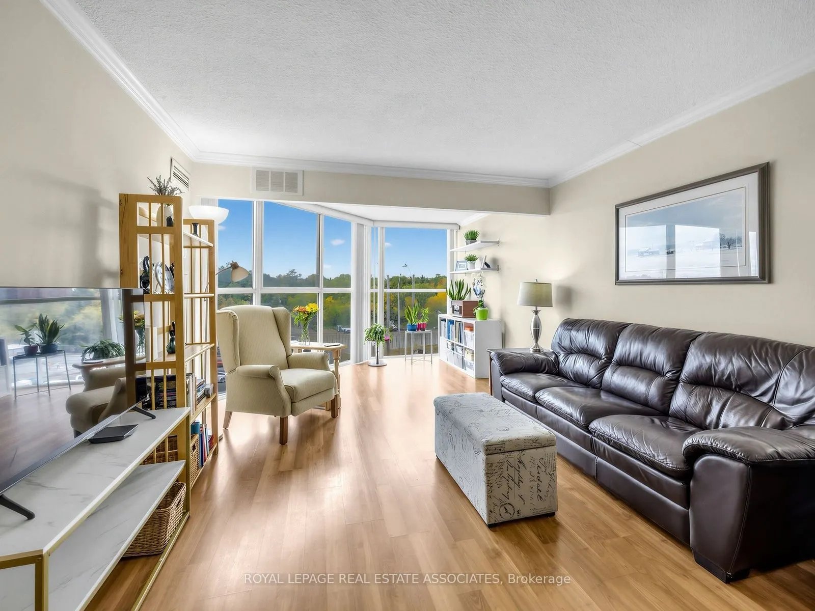 2091 Hurontario Street #504