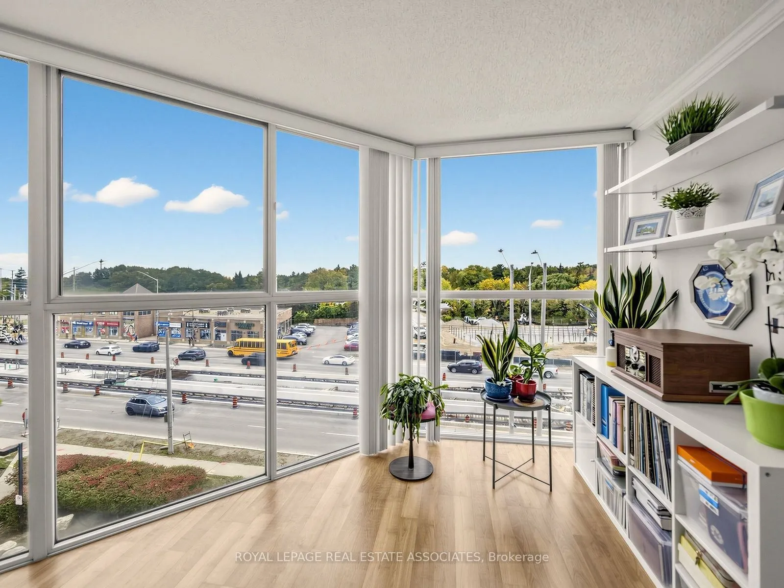 2091 Hurontario Street #504