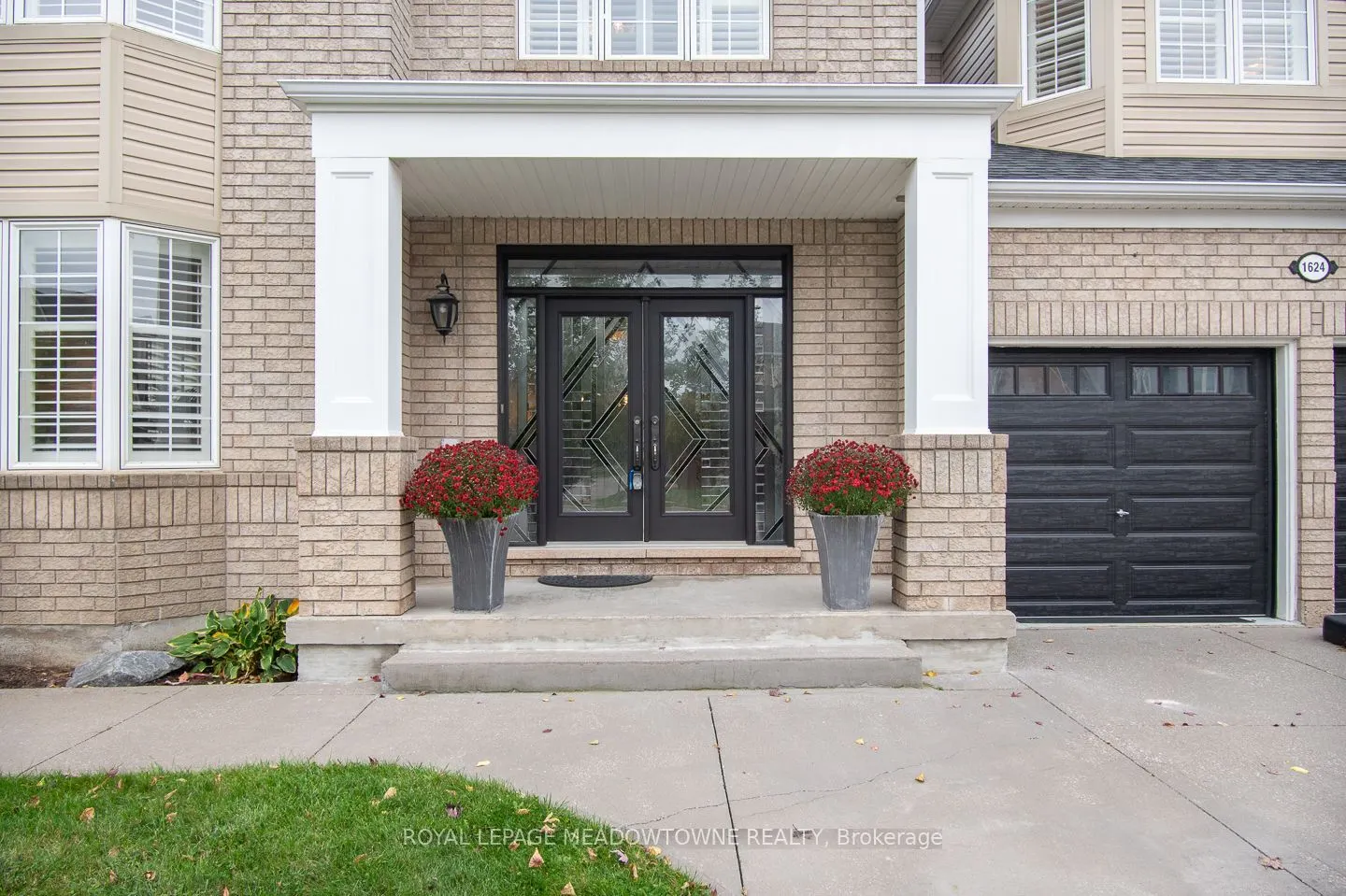 1624 Arthurs Way