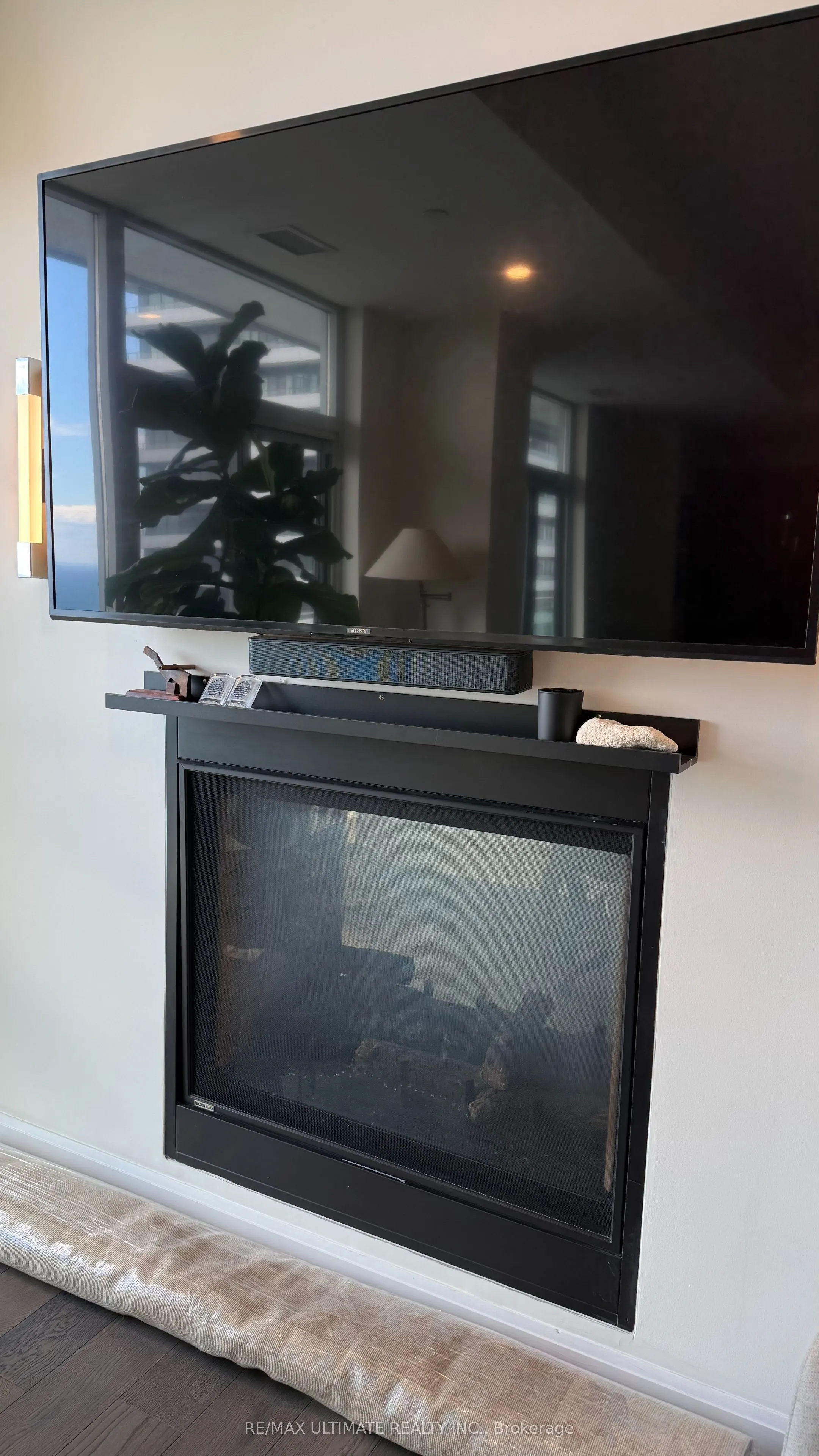 33 Shore Breeze Drive #3901