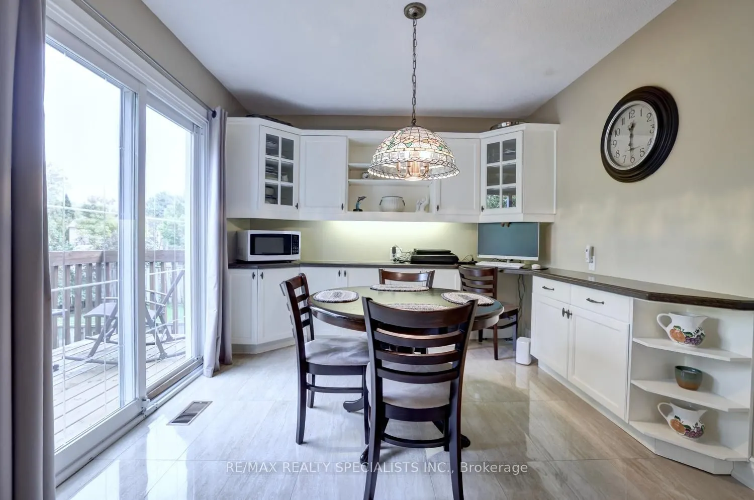 1027 Serdica Court