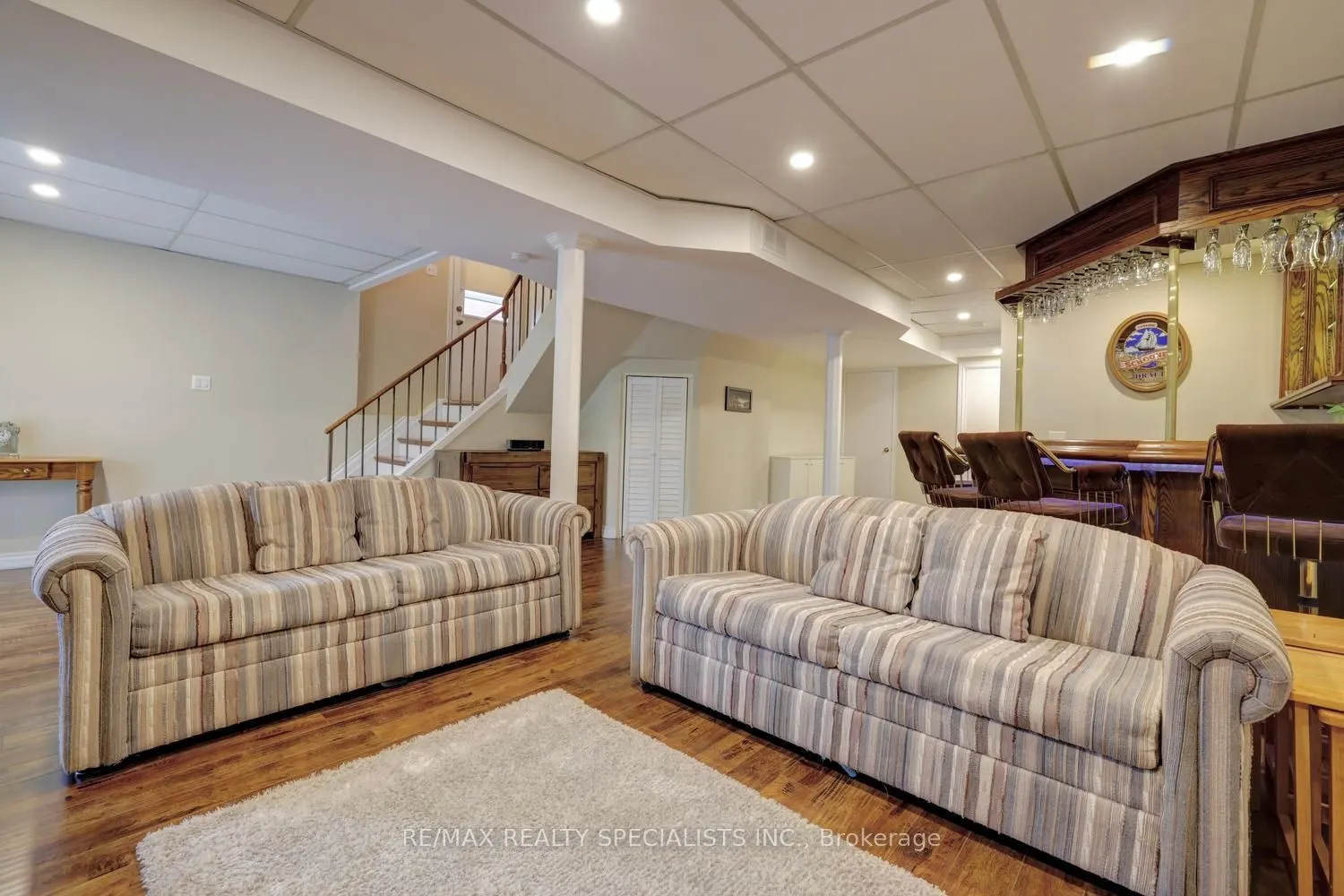 1027 Serdica Court