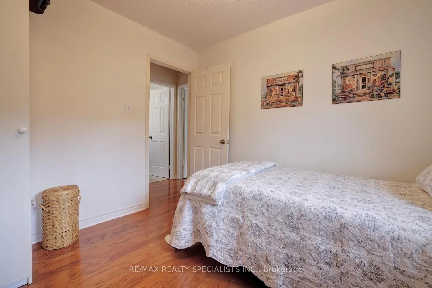 1027 Serdica Court
