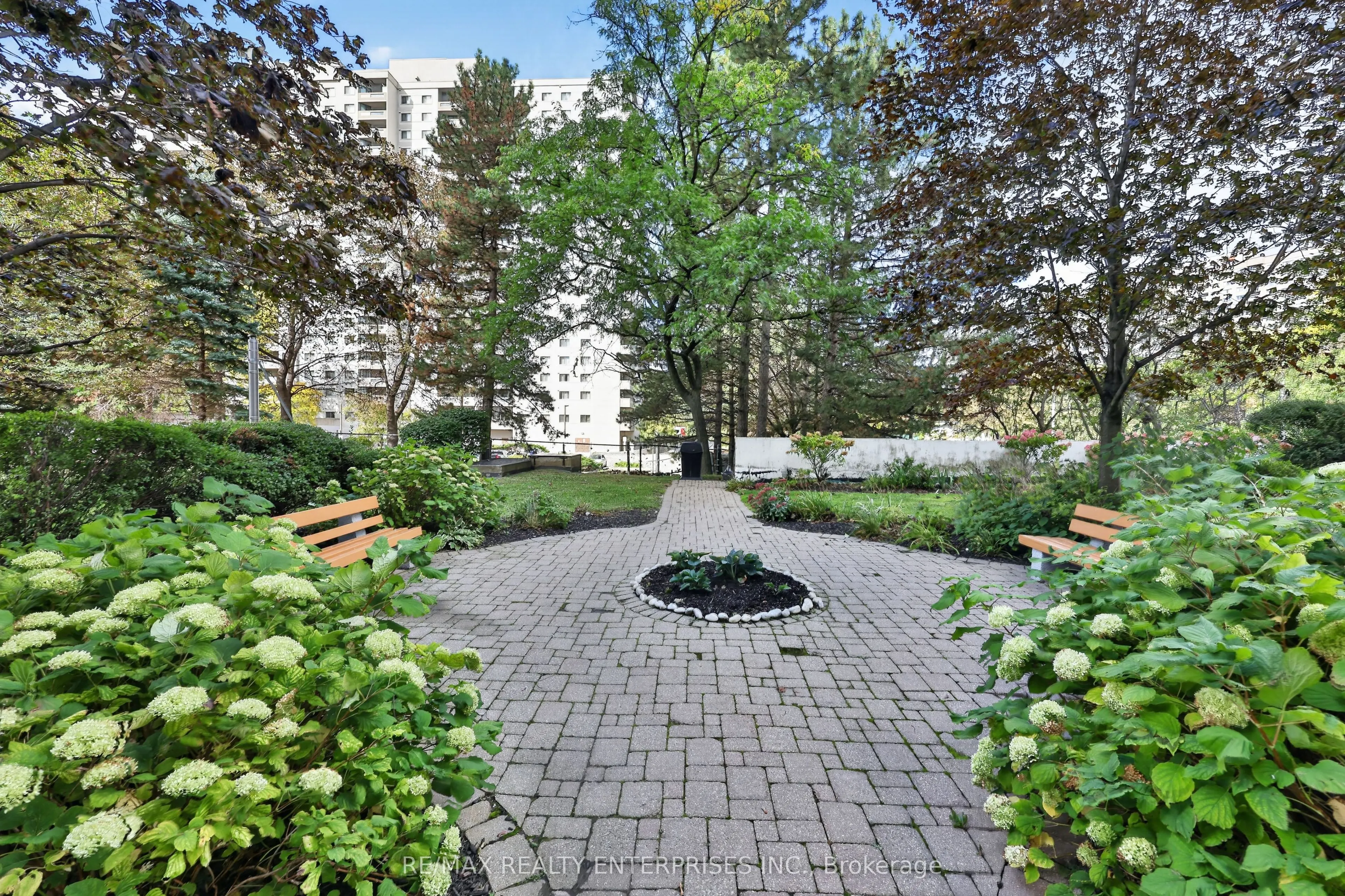 50 Elm Drive E #610