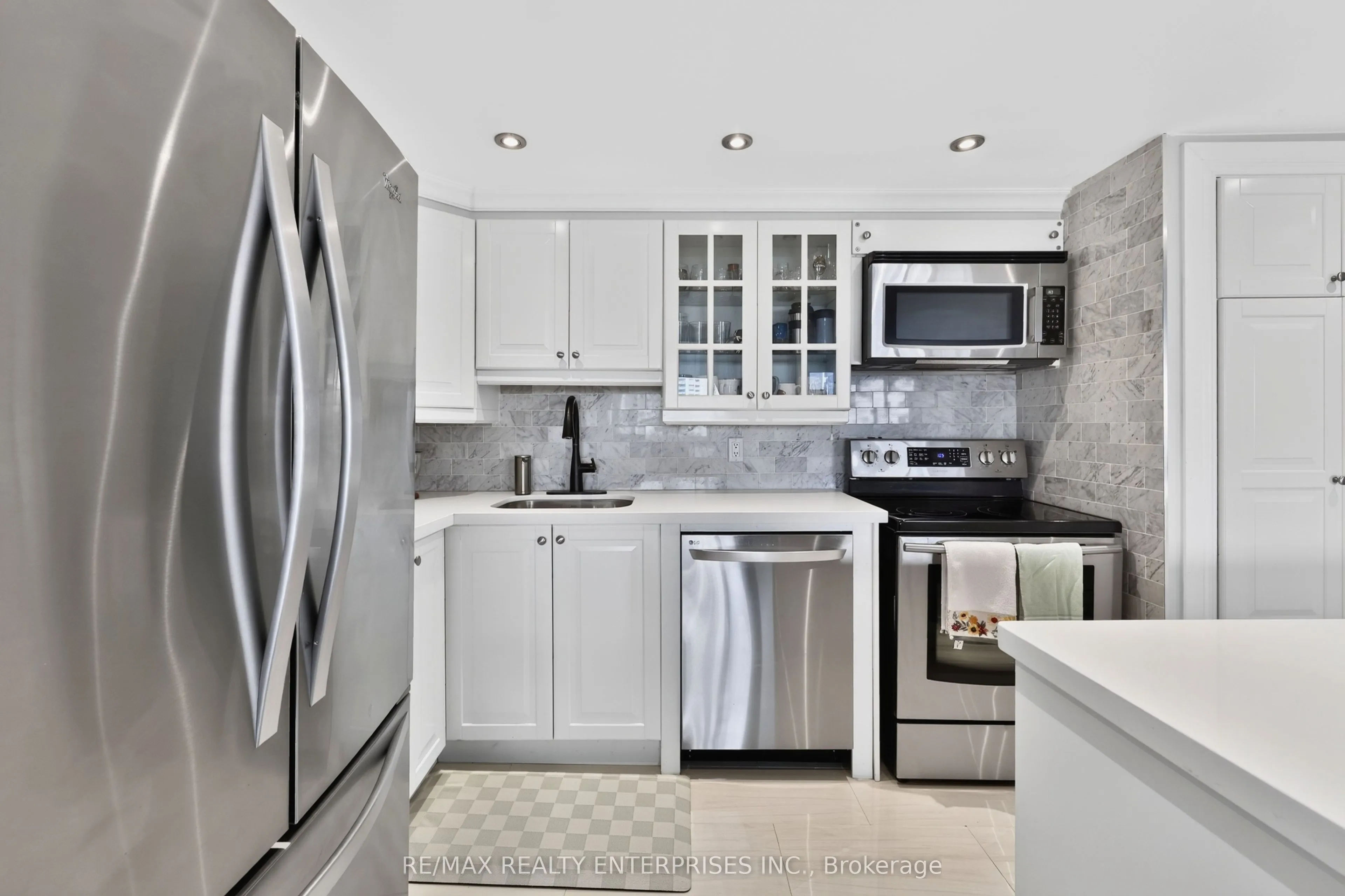 50 Elm Drive E #610
