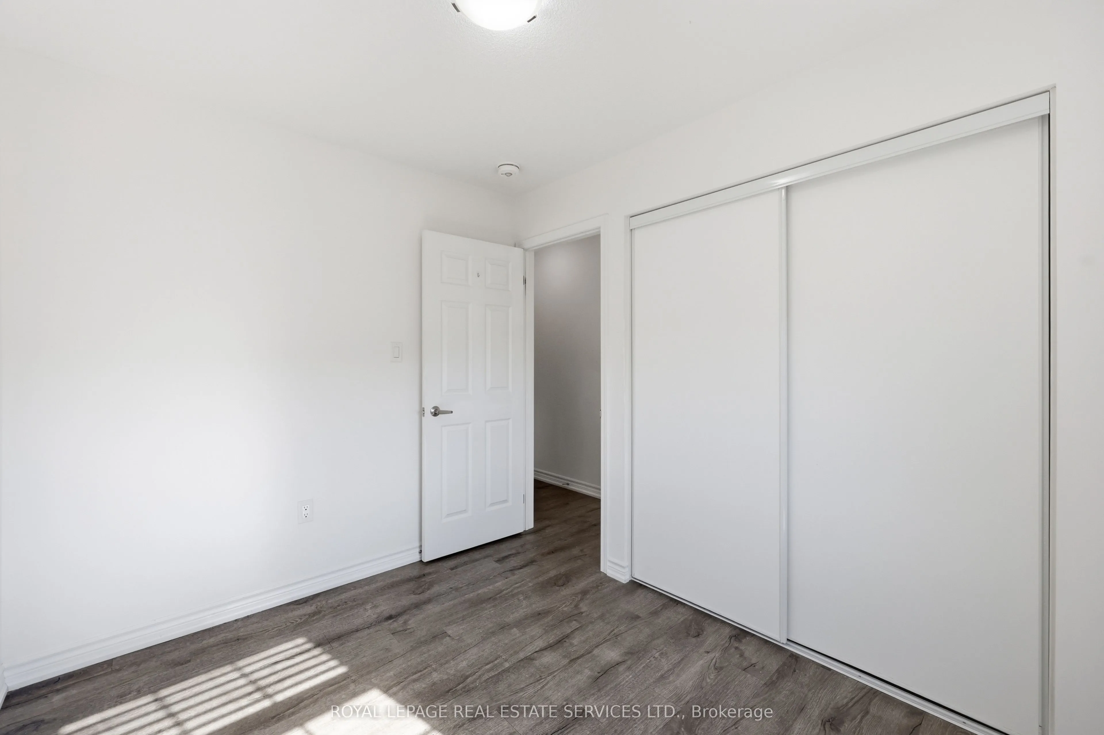 998 Balsam Court