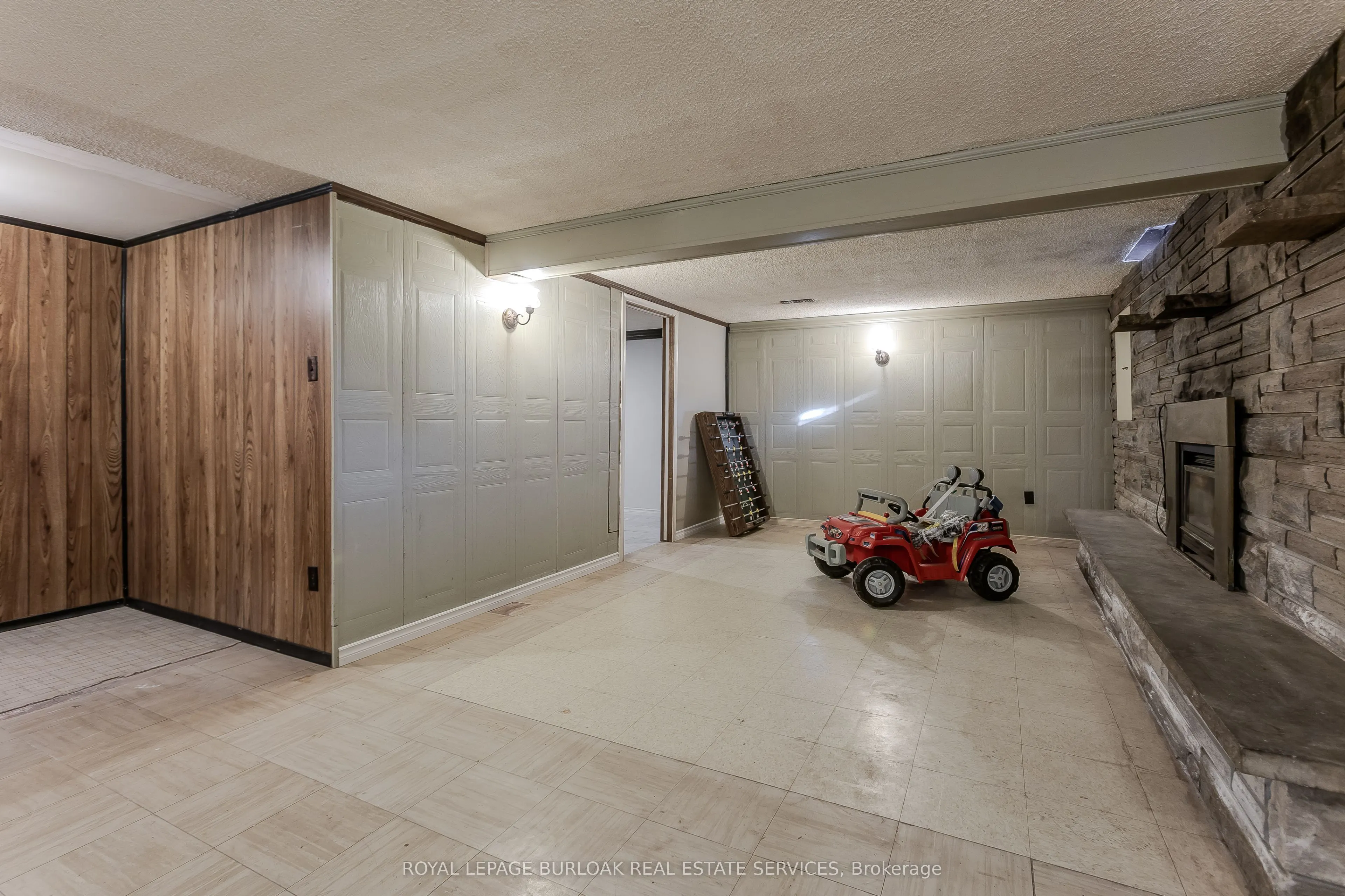 3196 Centennial Drive