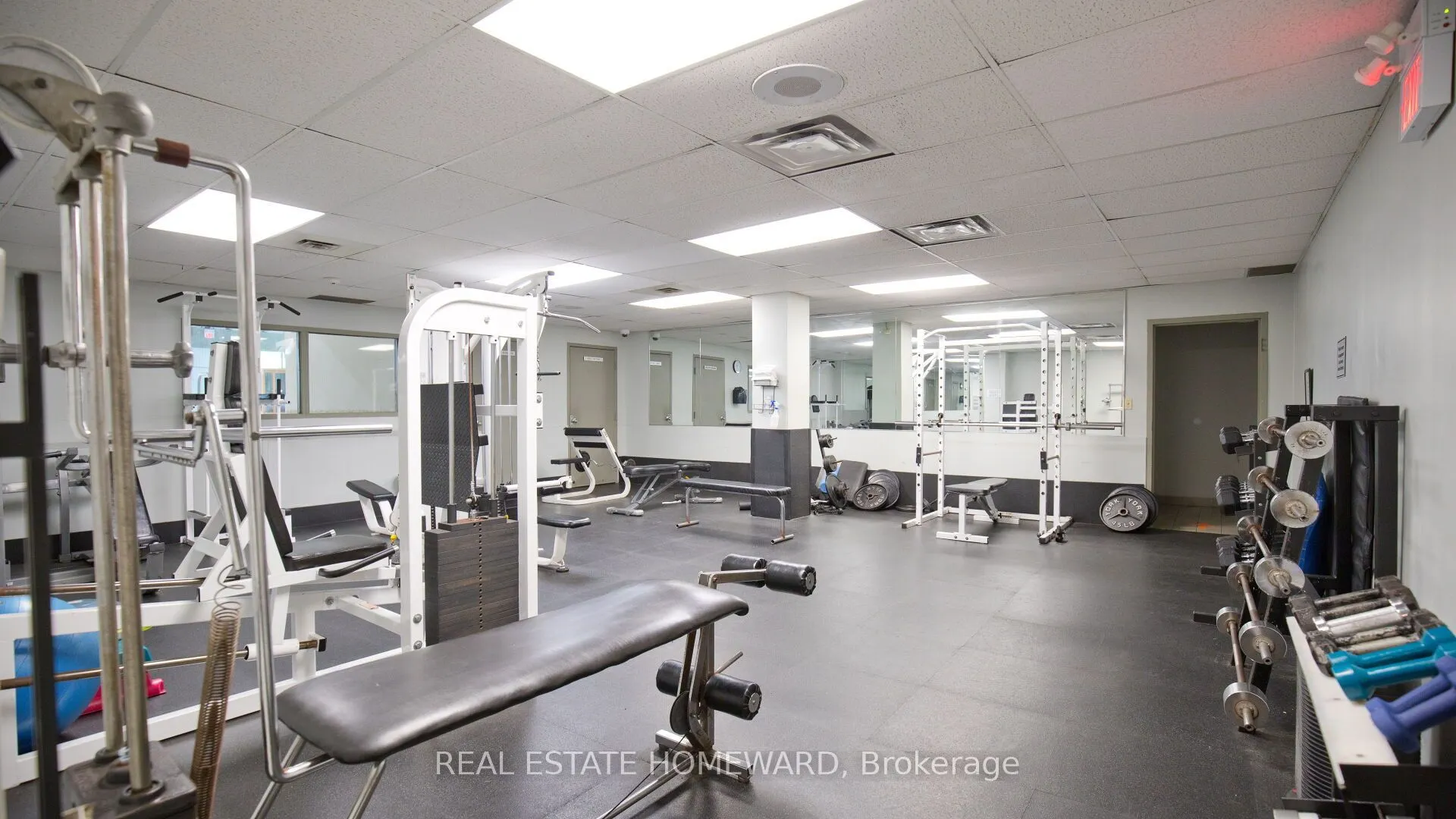 1515 Lakeshore Road E #1505
