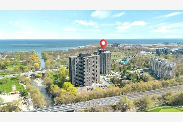 1515 Lakeshore Road E