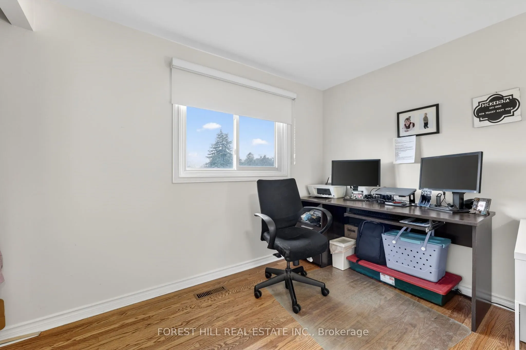 172 Ellwood Drive E