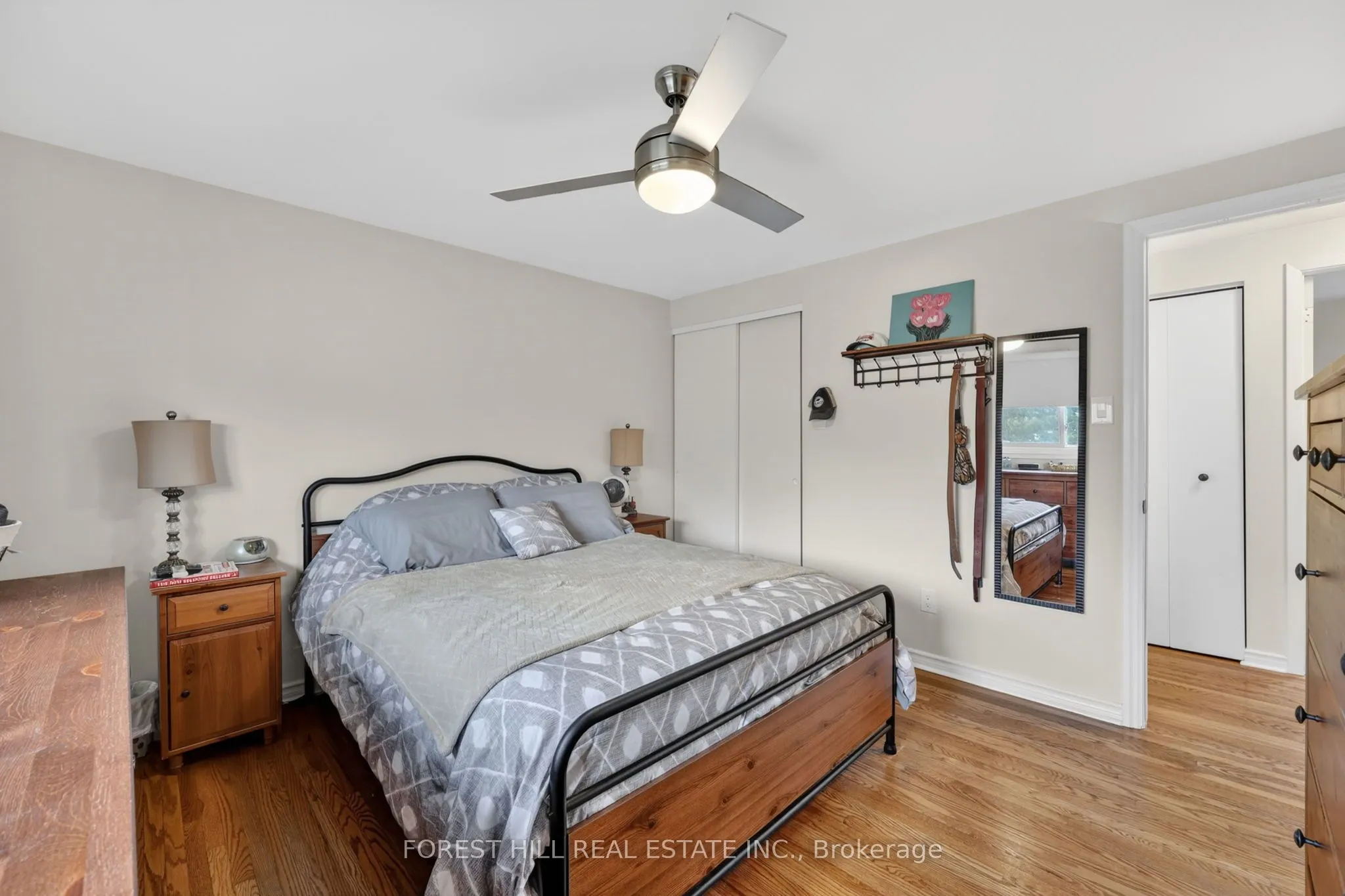 172 Ellwood Drive E