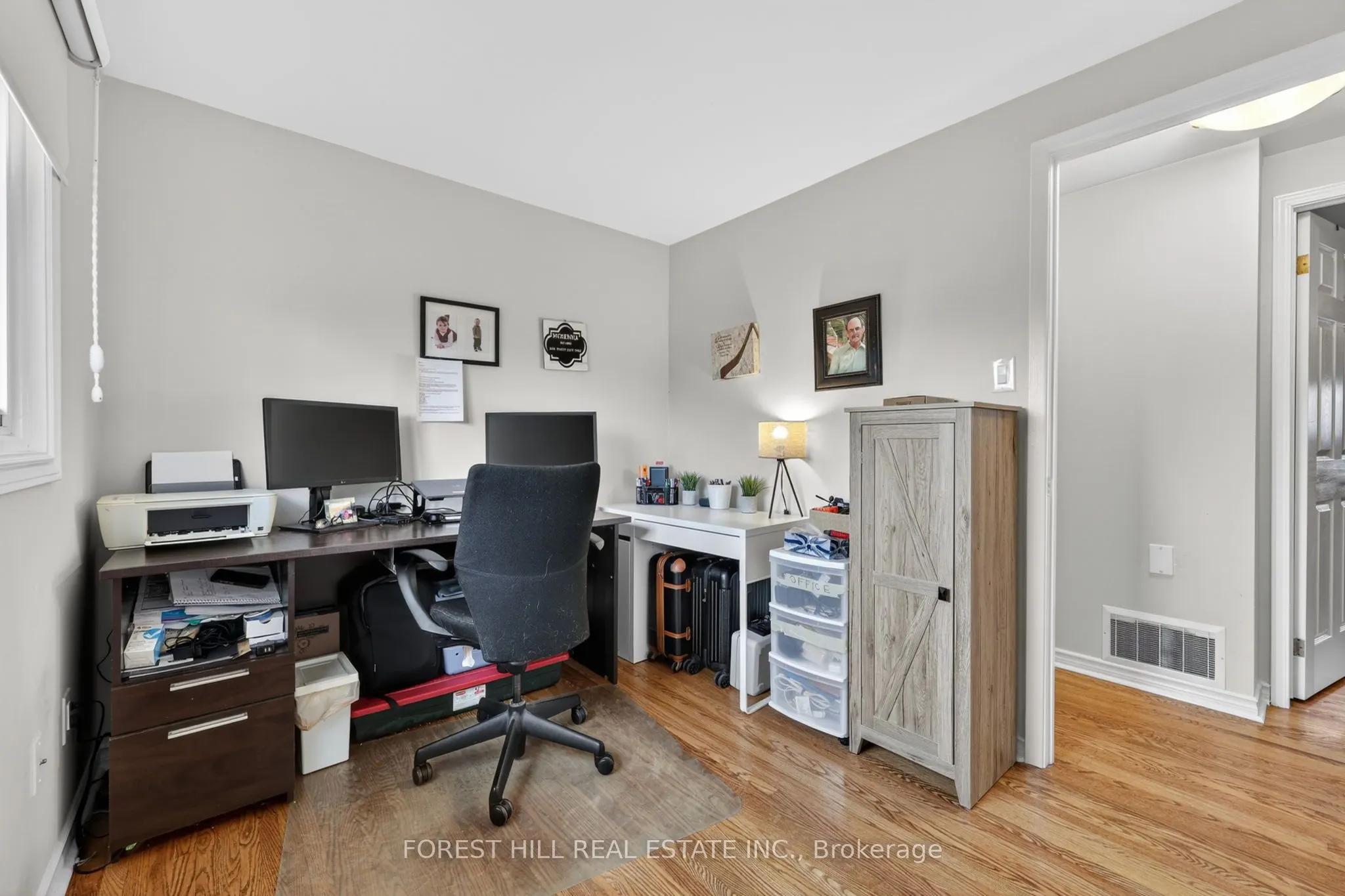 172 Ellwood Drive E