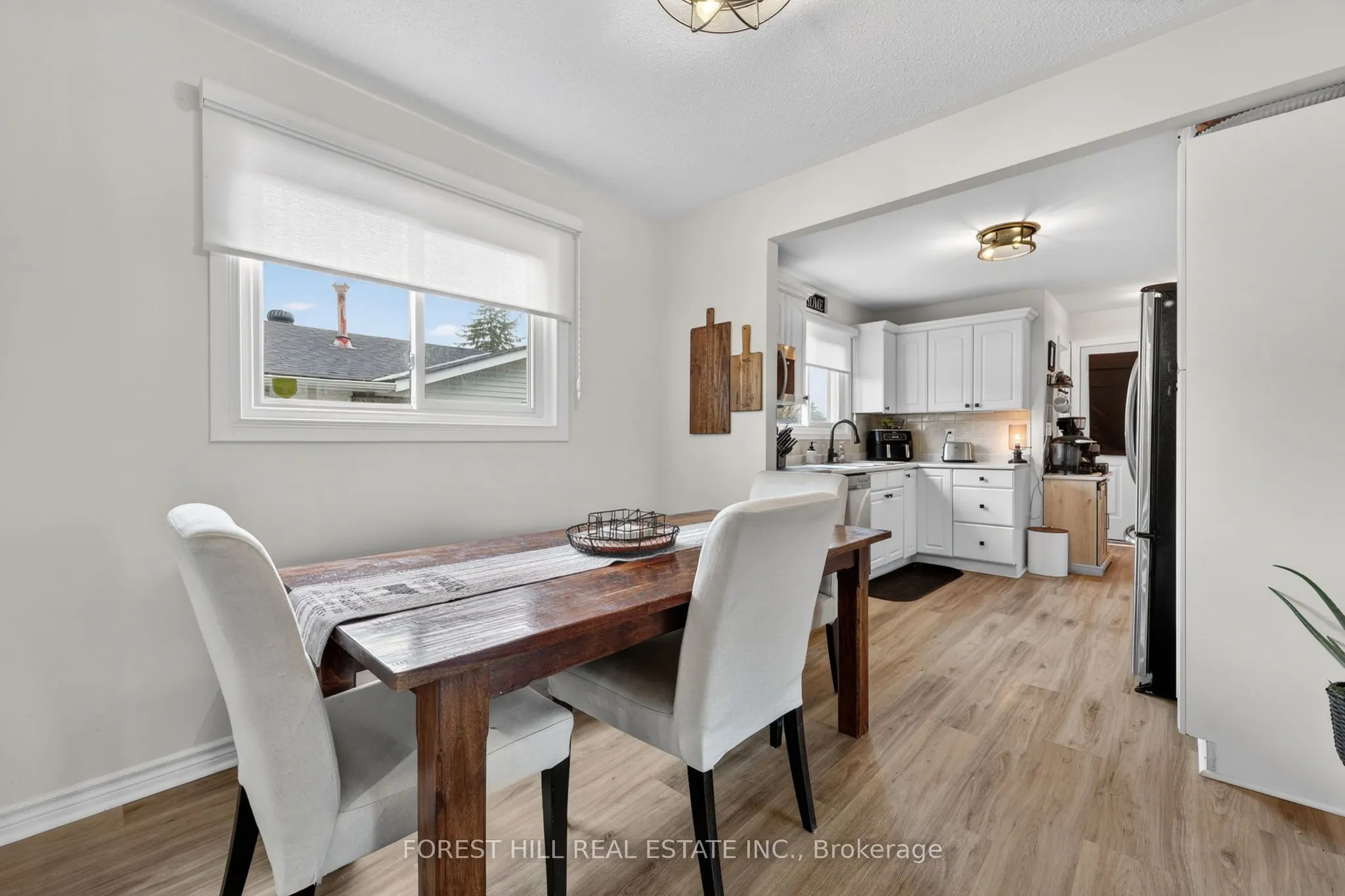 172 Ellwood Drive E
