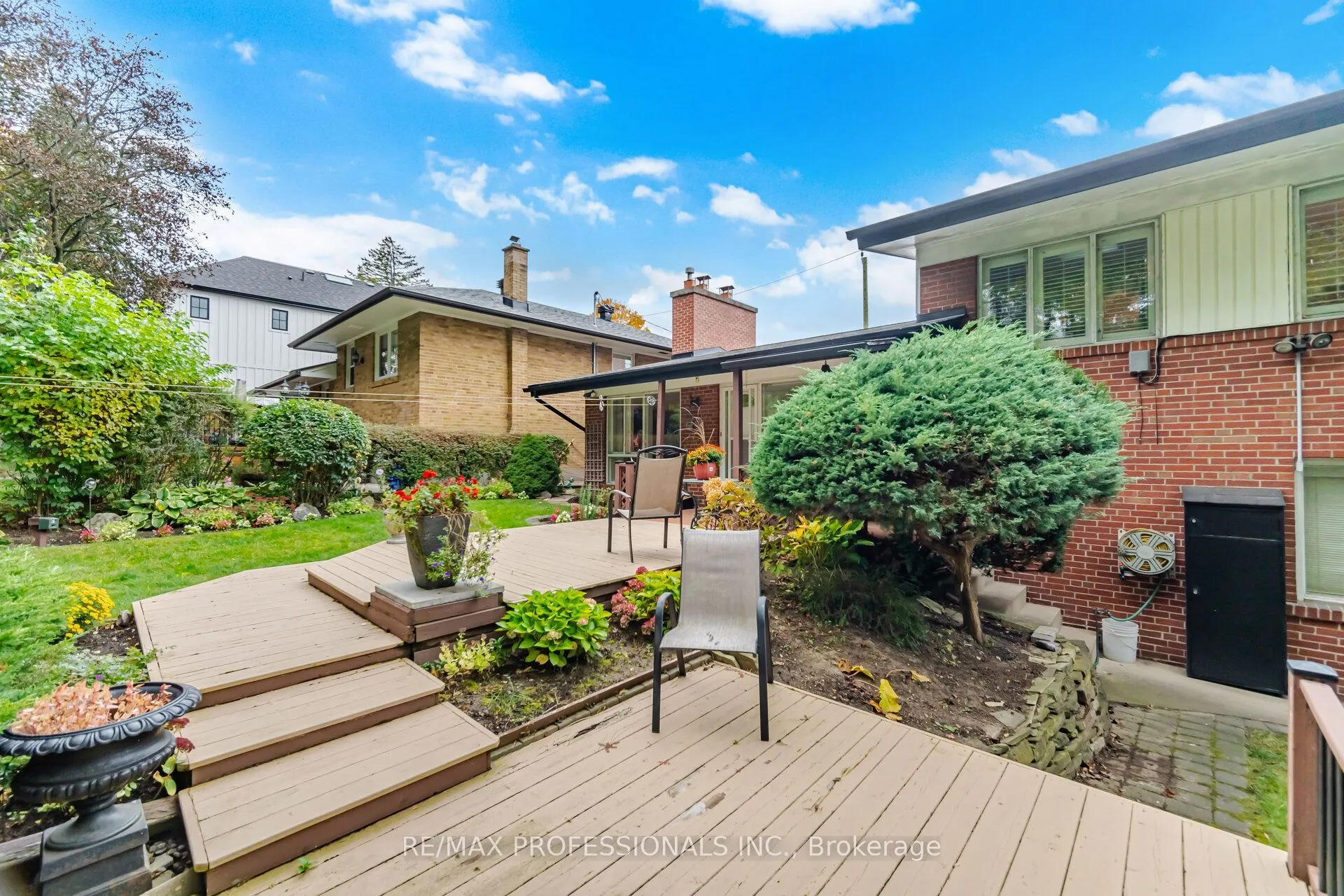 9 Humber Ridge Drive