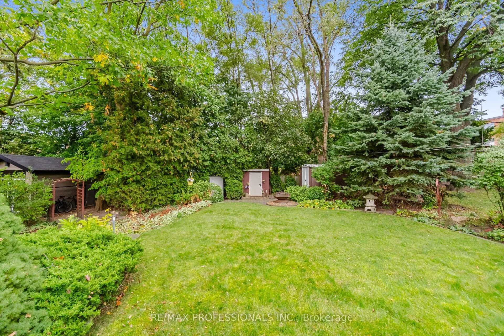 9 Humber Ridge Drive