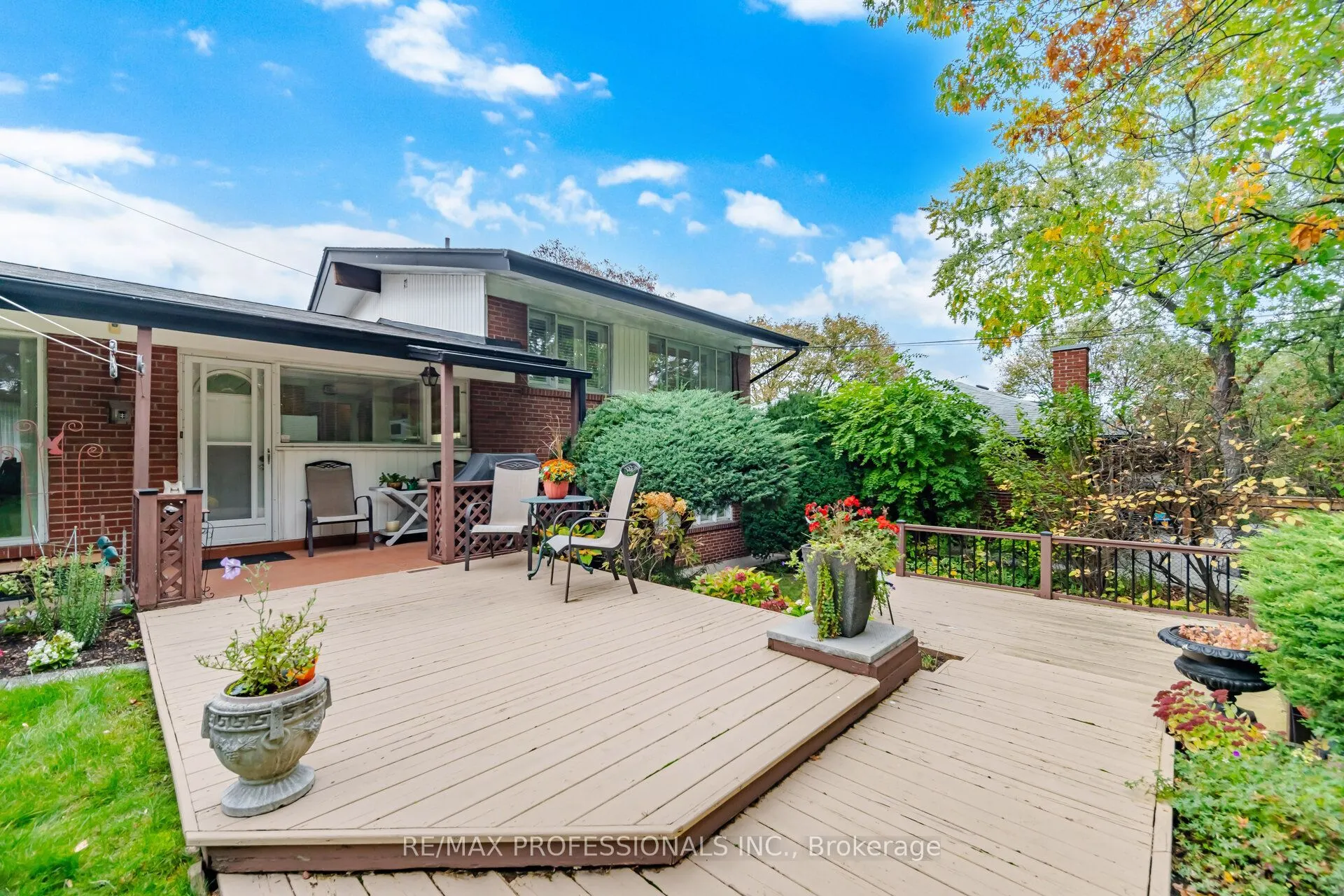 9 Humber Ridge Drive