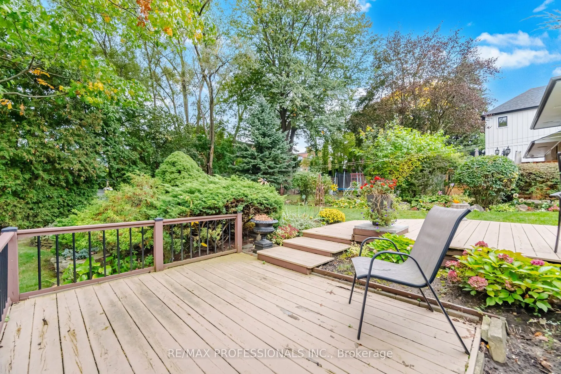 9 Humber Ridge Drive