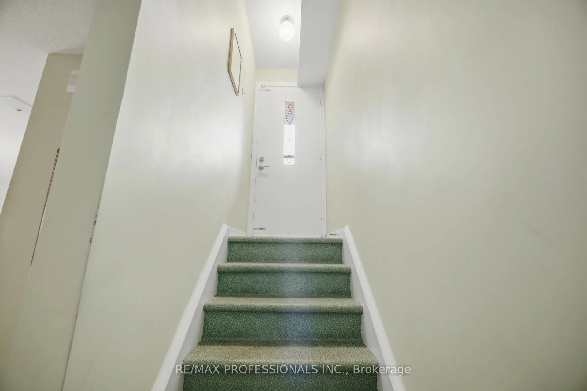 9 Humber Ridge Drive