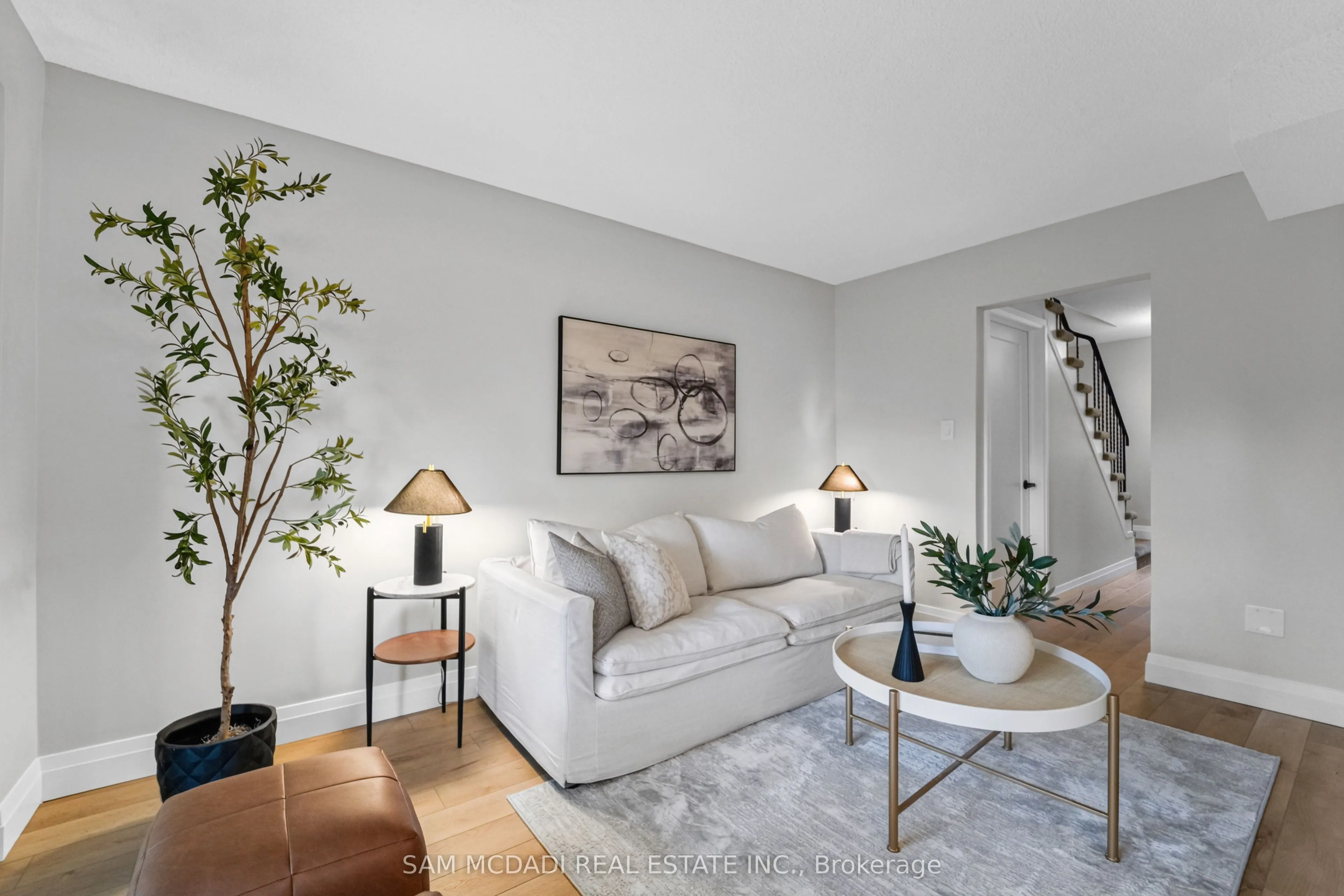 400 Mississauga Valley Boulevard #157
