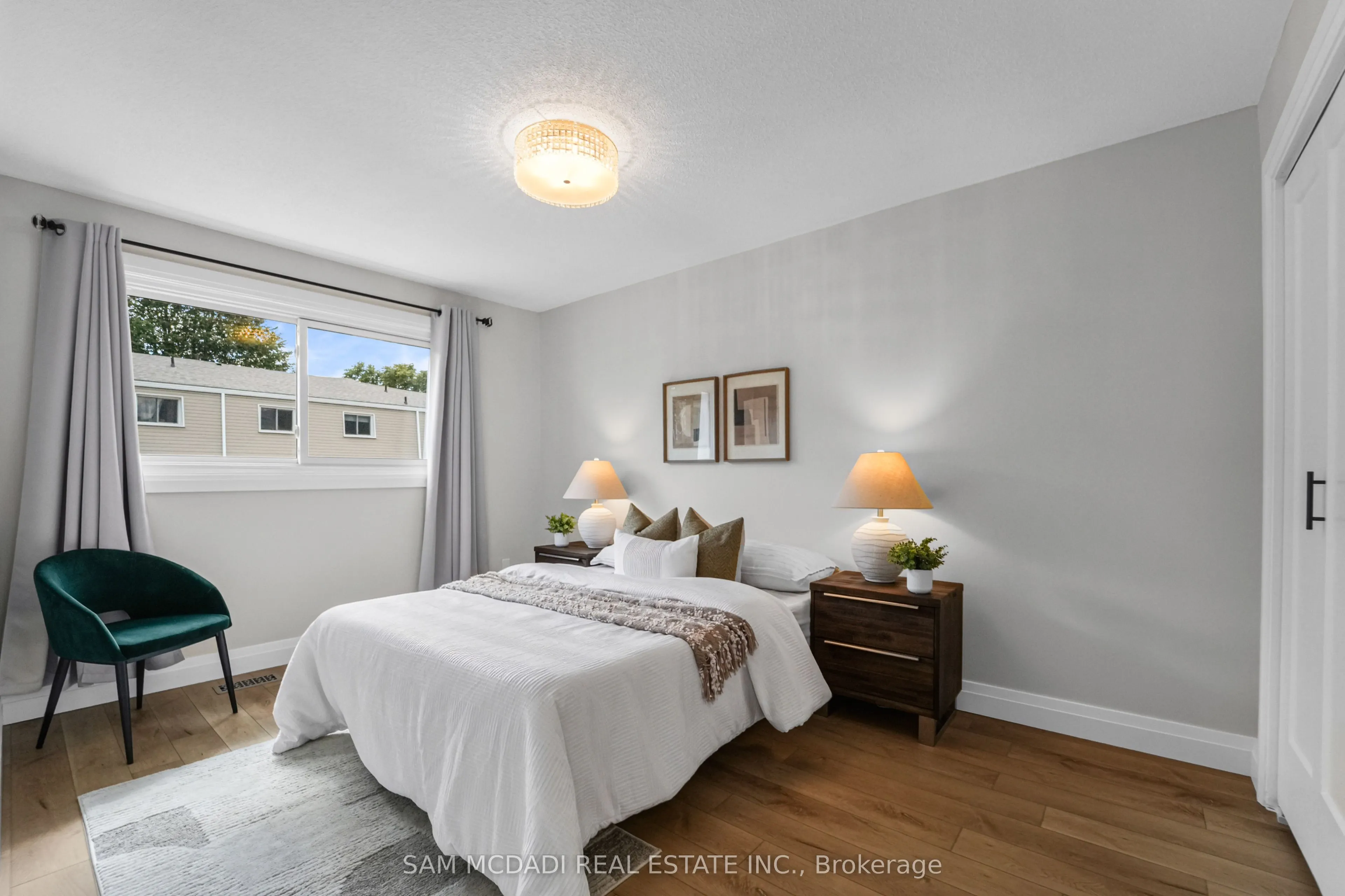 400 Mississauga Valley Boulevard #157