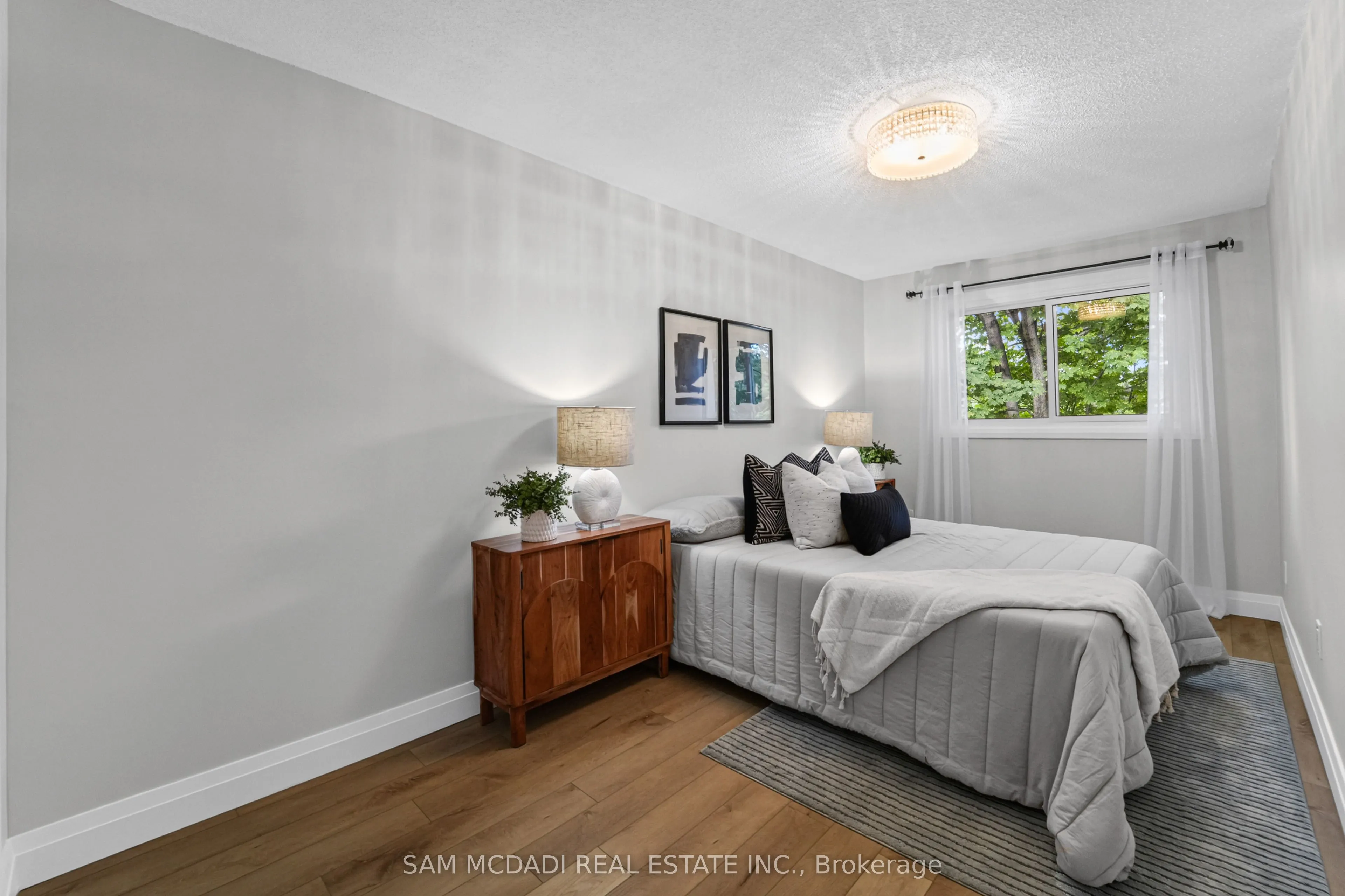400 Mississauga Valley Boulevard #157