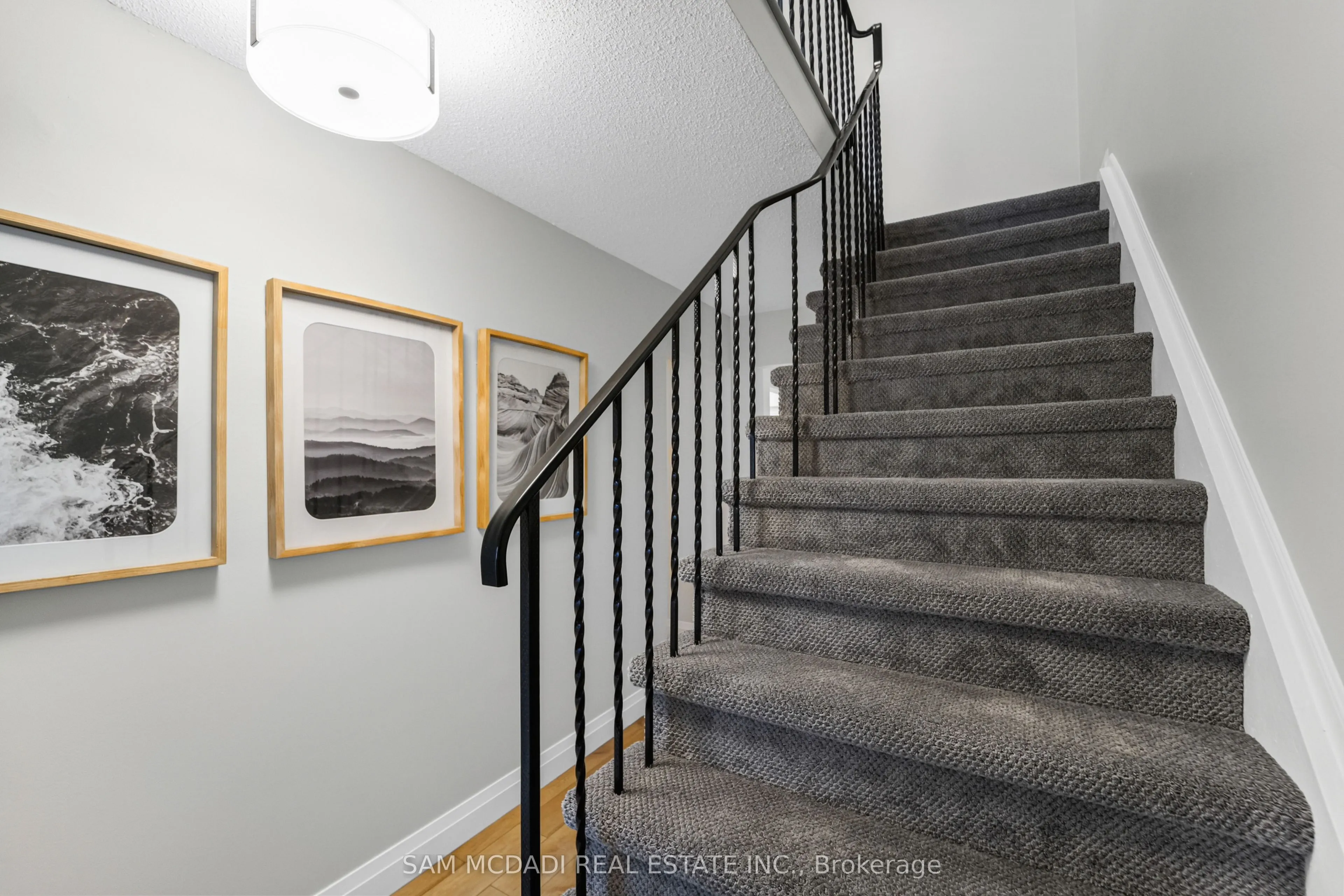 400 Mississauga Valley Boulevard #157