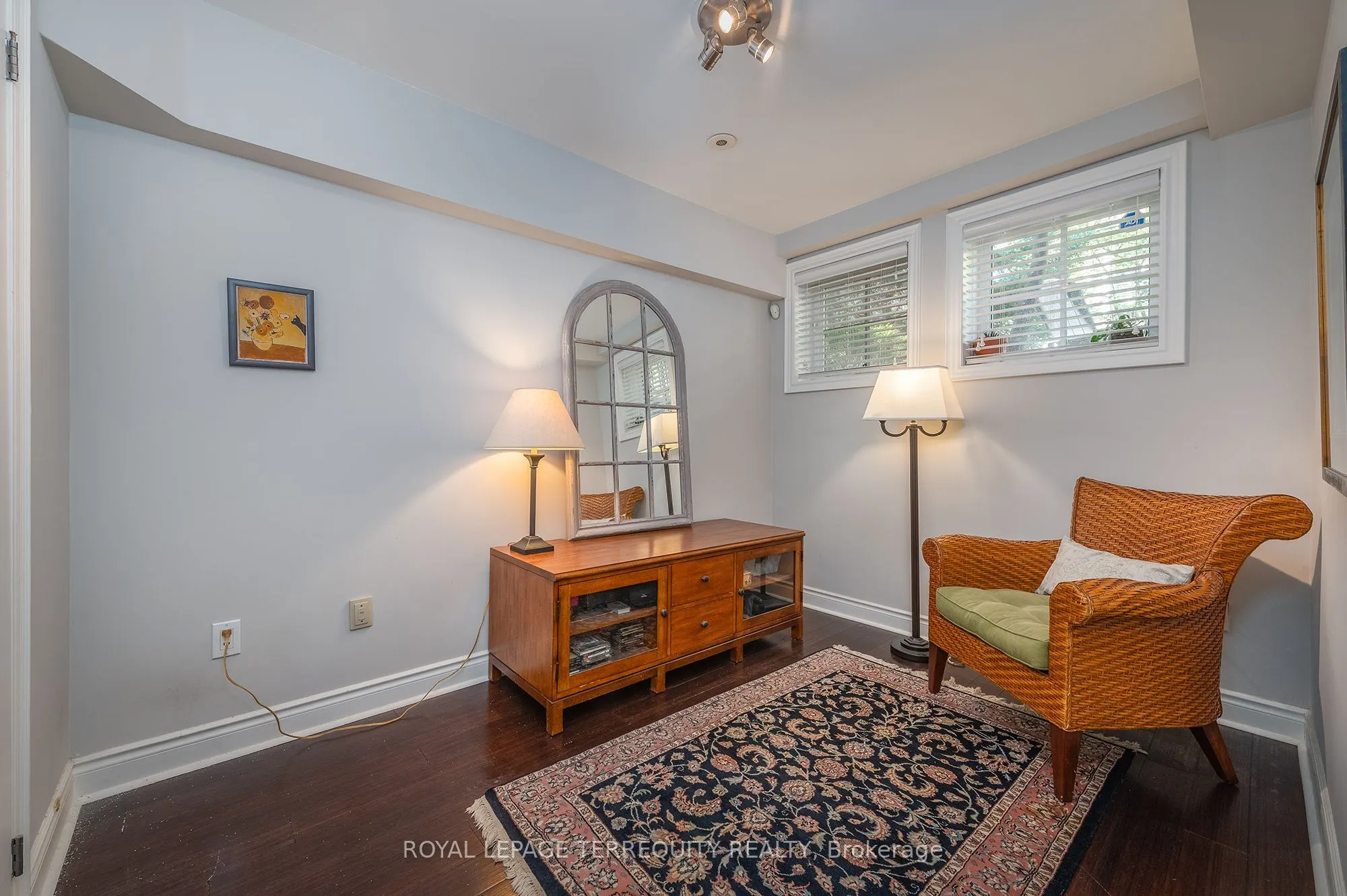 265 Van Dusen Boulevard #9