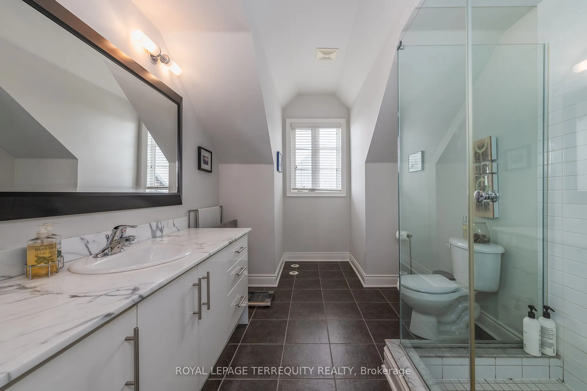 265 Van Dusen Boulevard #9