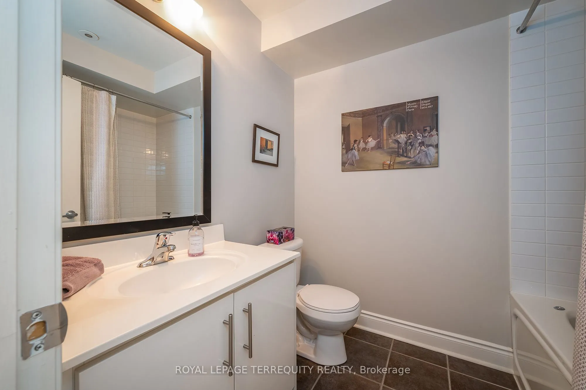265 Van Dusen Boulevard #9