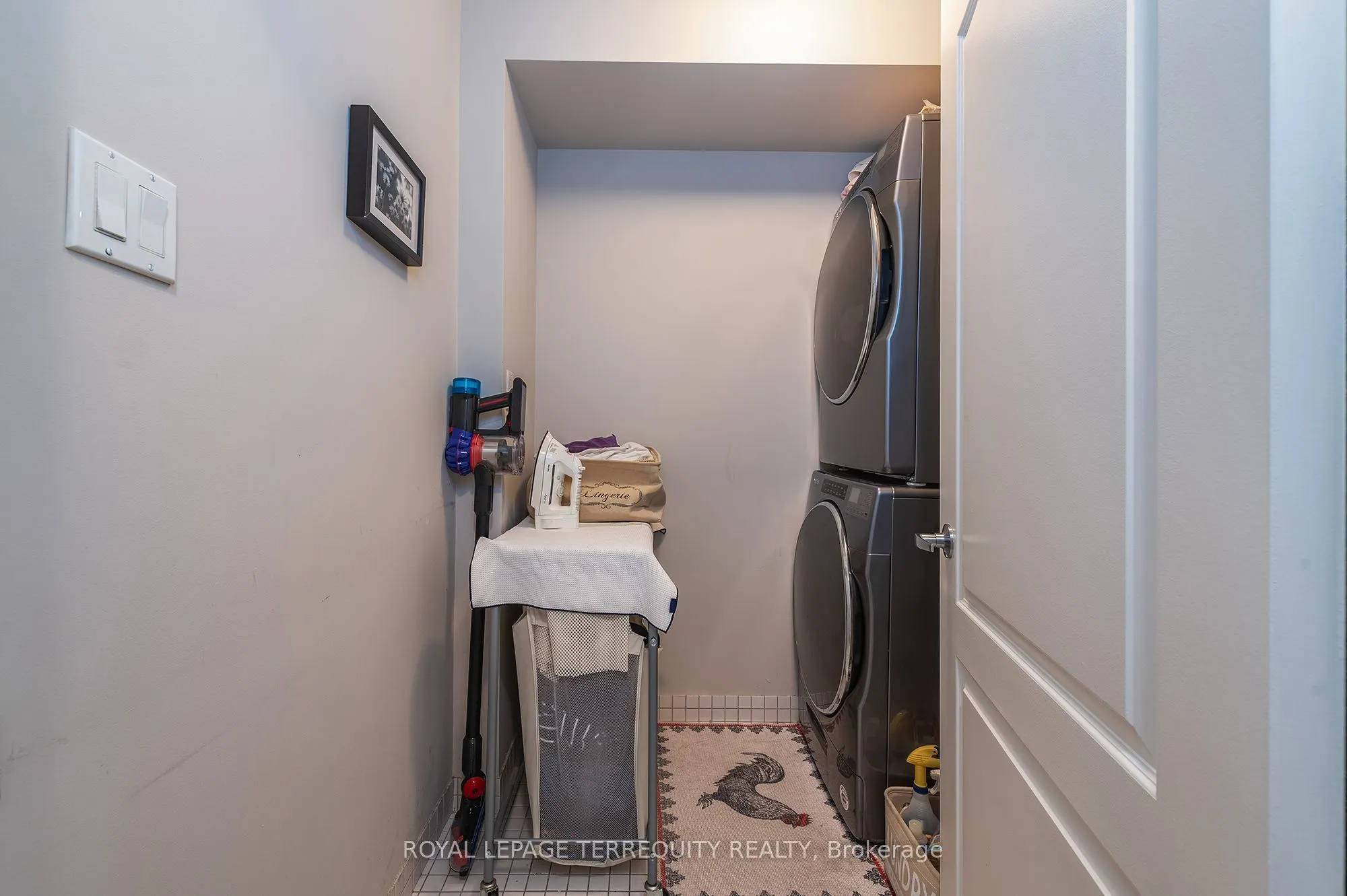 265 Van Dusen Boulevard #9