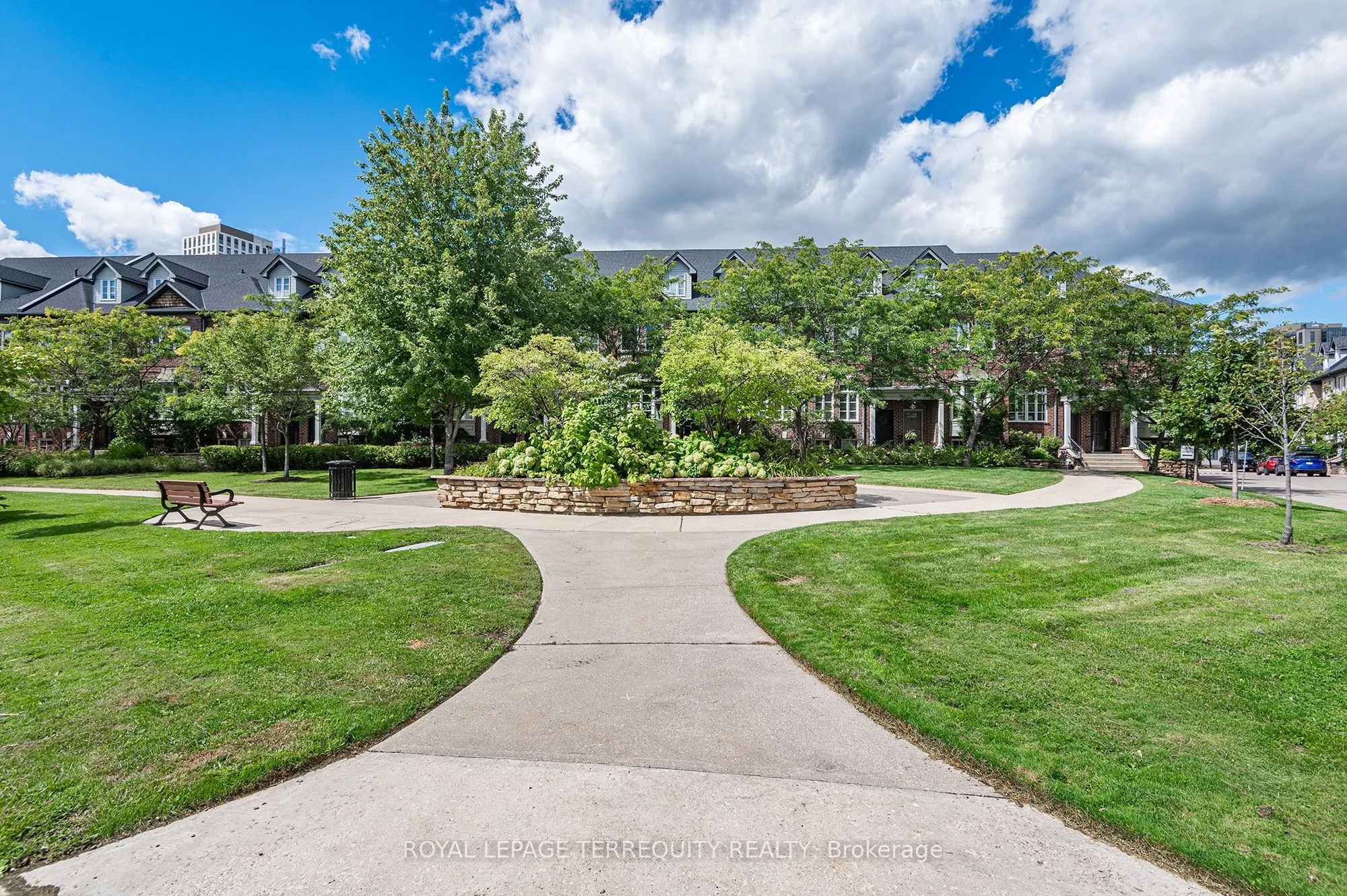 265 Van Dusen Boulevard #9