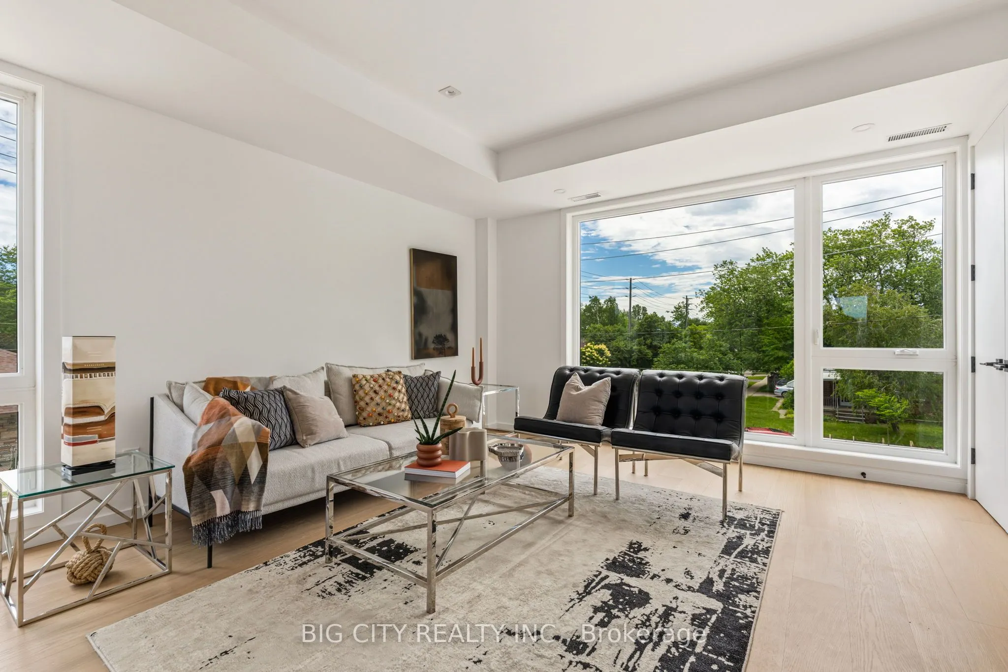 276 Lanor Avenue #3