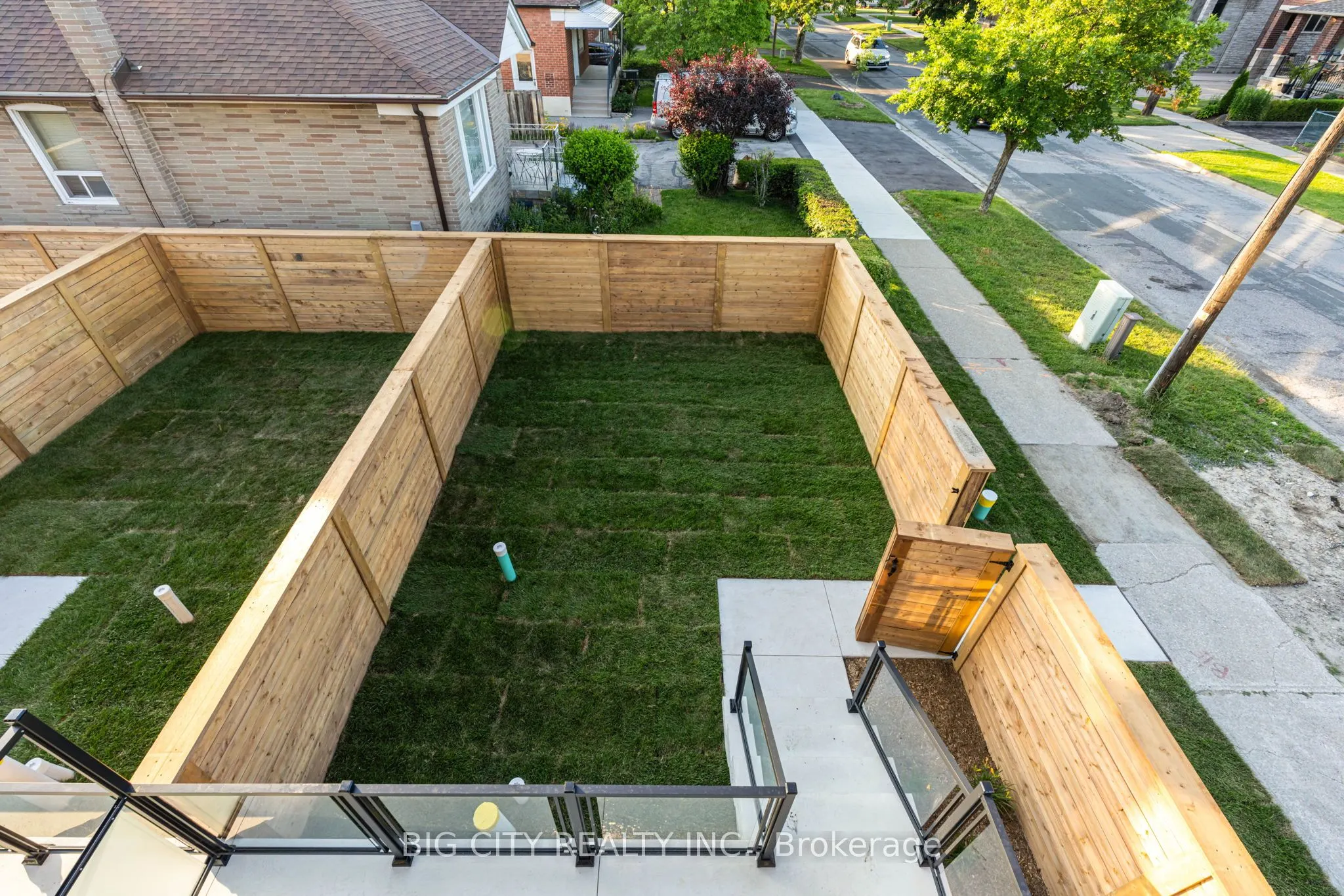 276 Lanor Avenue #3