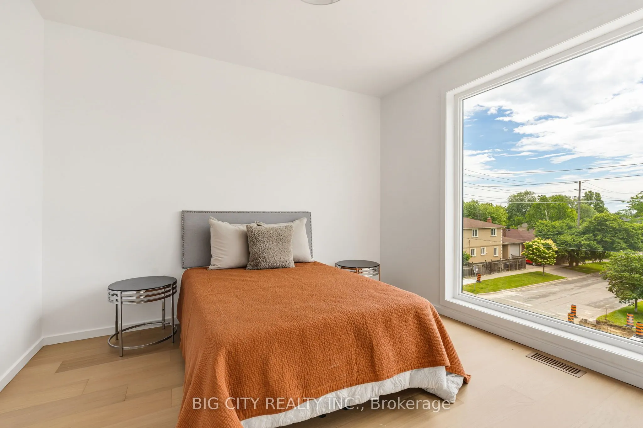 276 Lanor Avenue #3