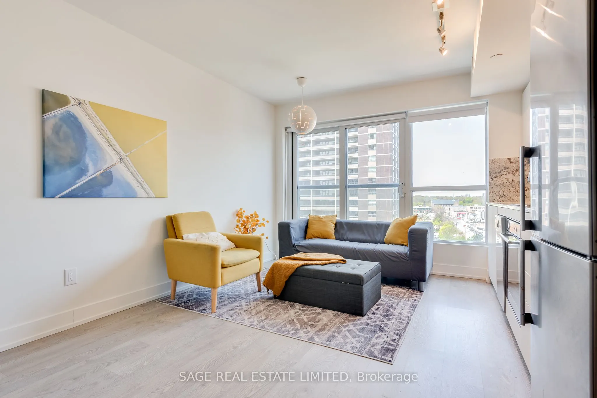 5 Mabelle Avenue #834