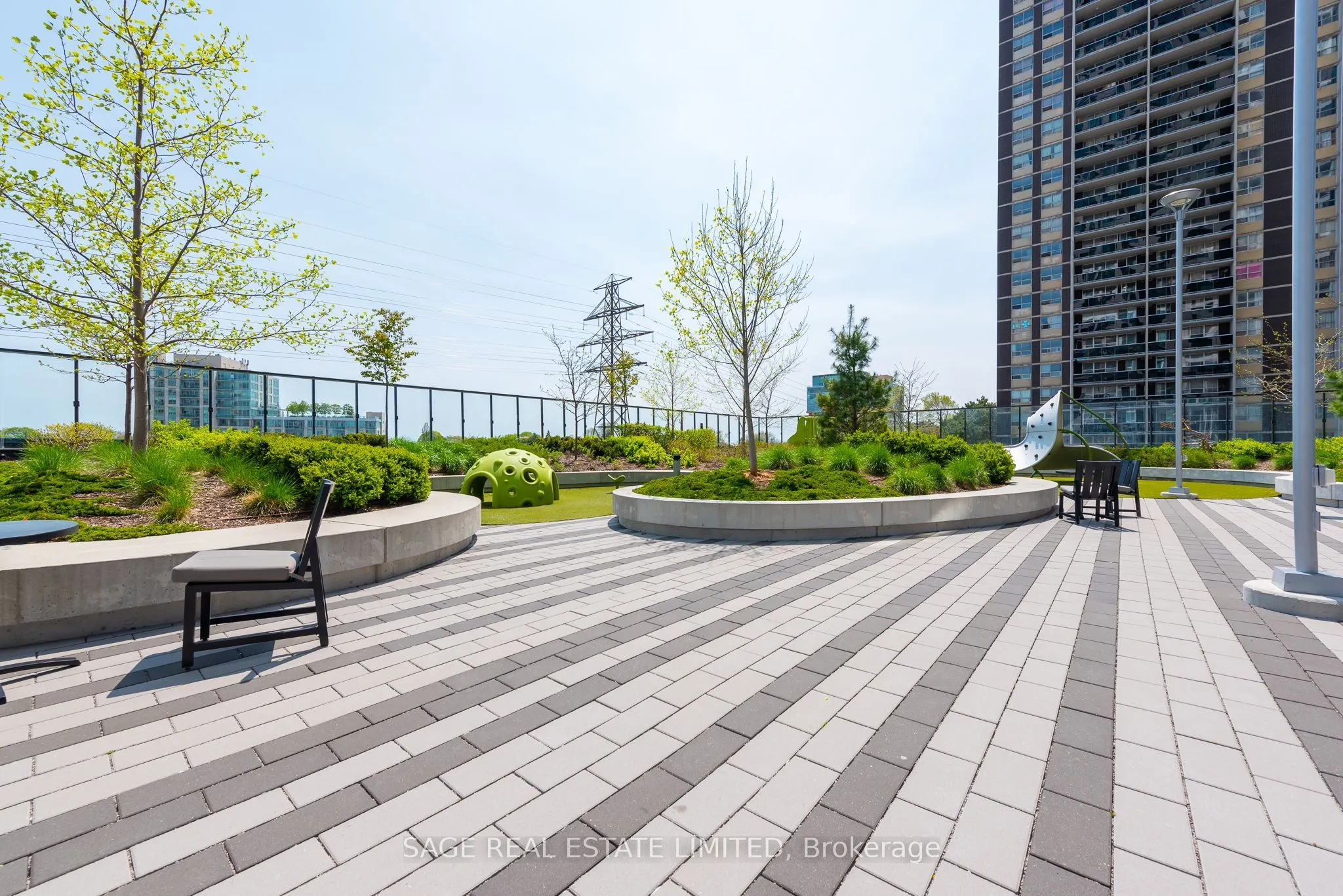 5 Mabelle Avenue #834