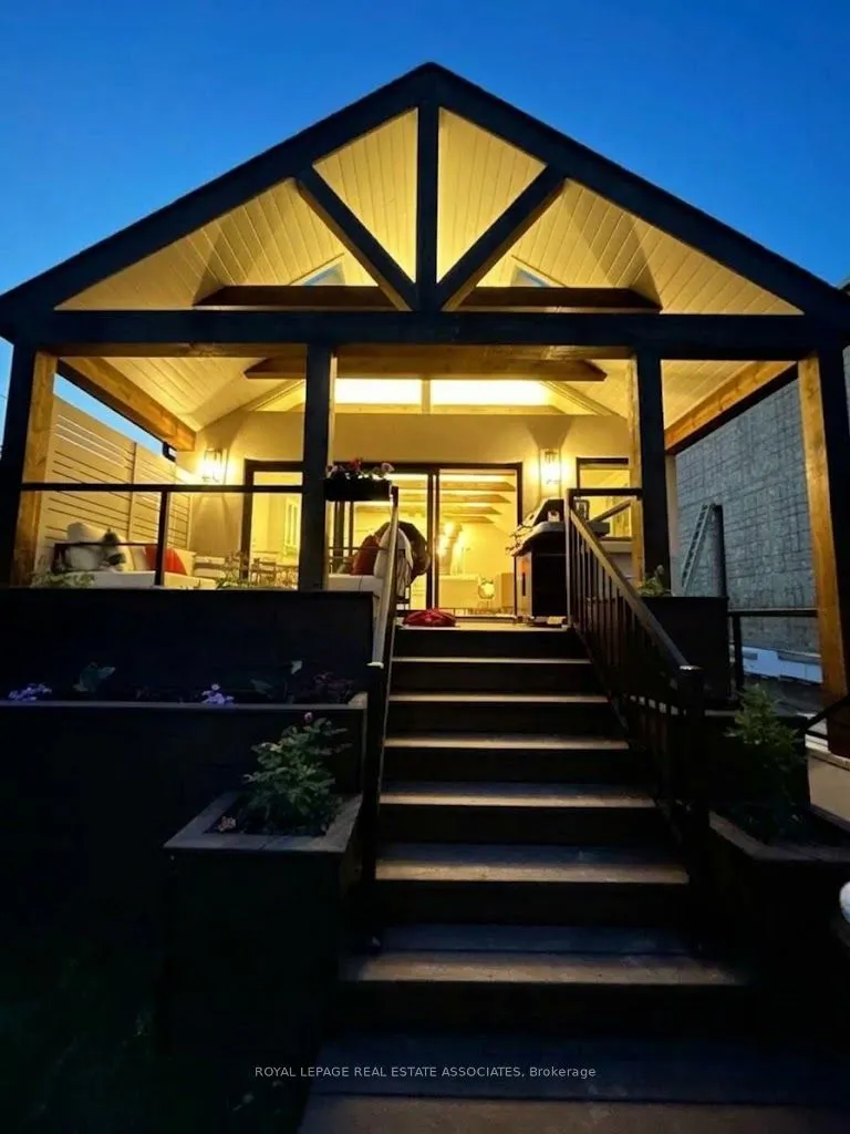 41 Ringley Avenue
