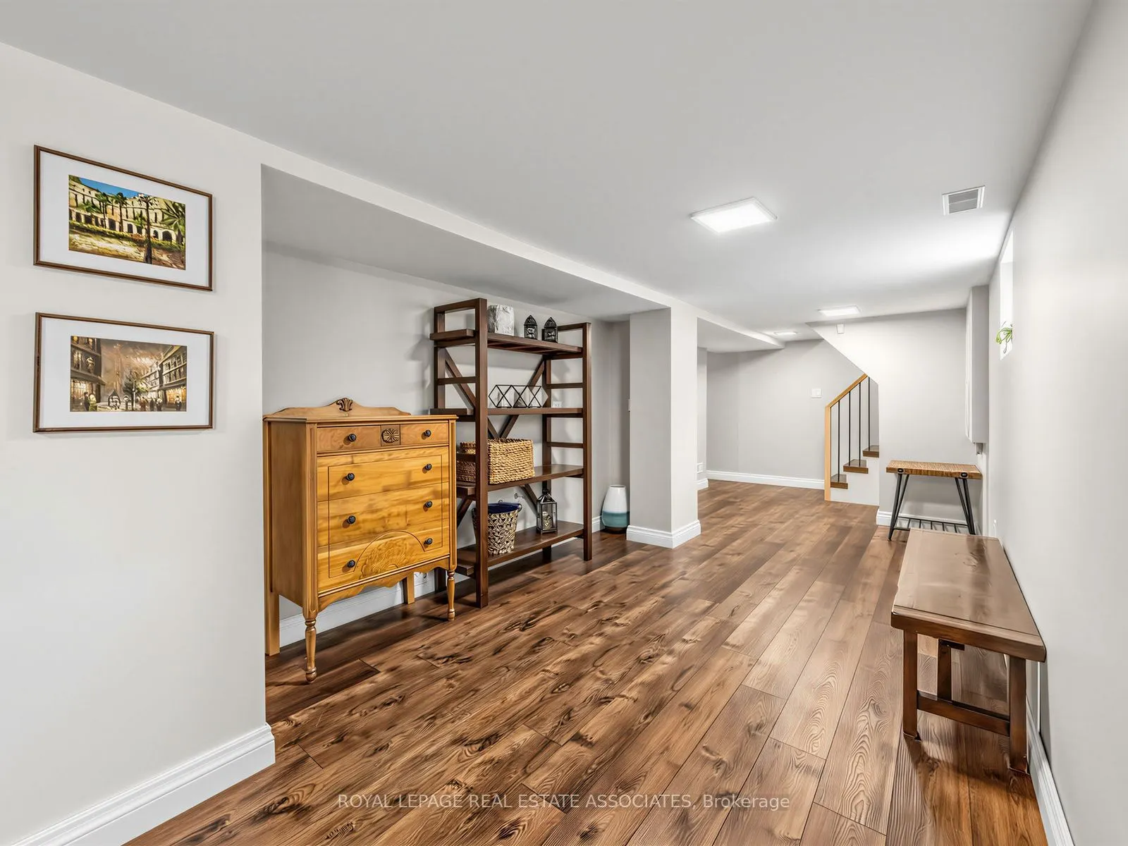 41 Ringley Avenue
