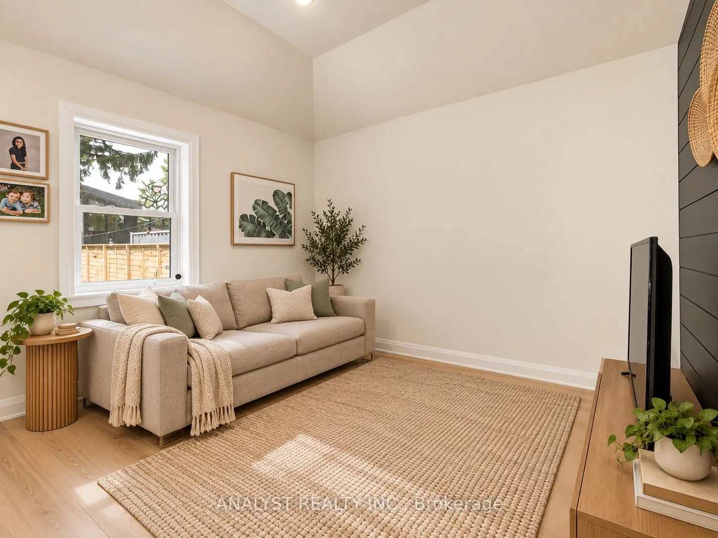 42 Smithfield Drive