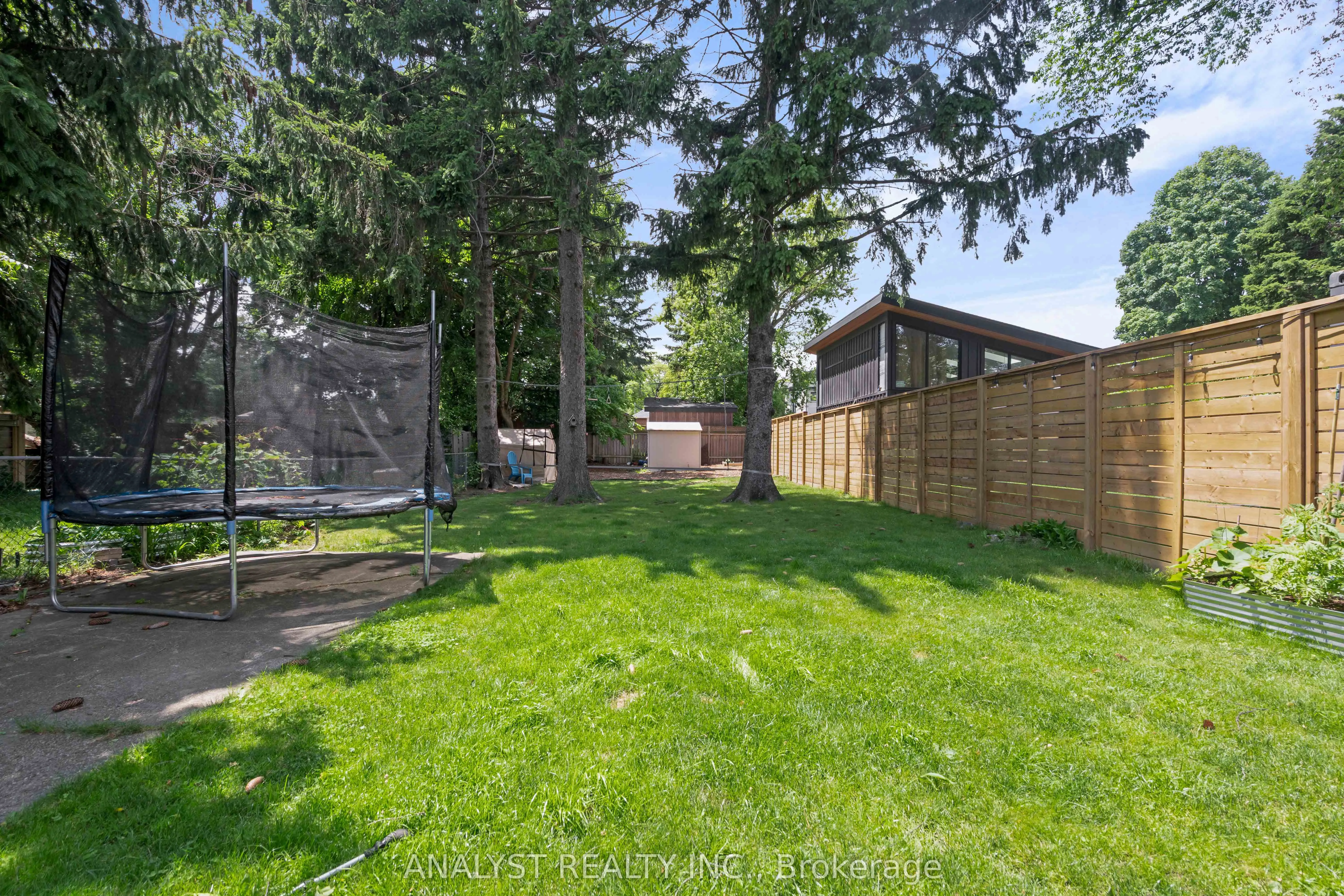 42 Smithfield Drive
