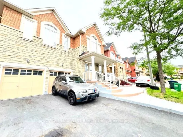 43 Tatra Crescent