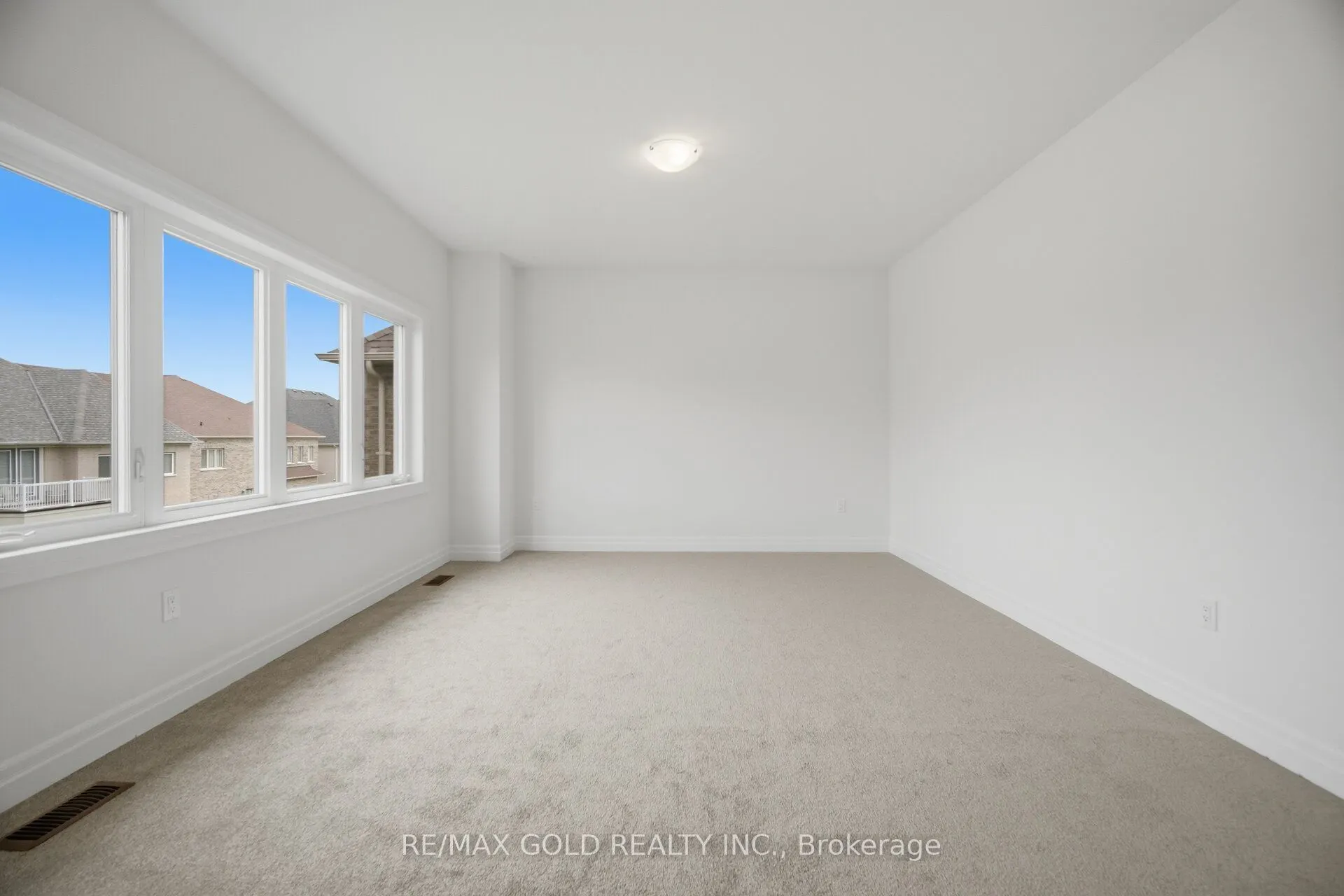 17 Mosswood Trail