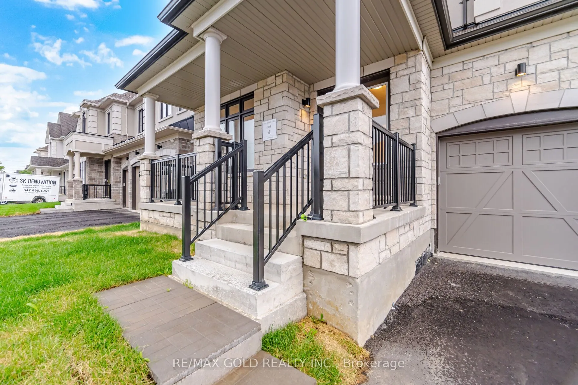 17 Mosswood Trail
