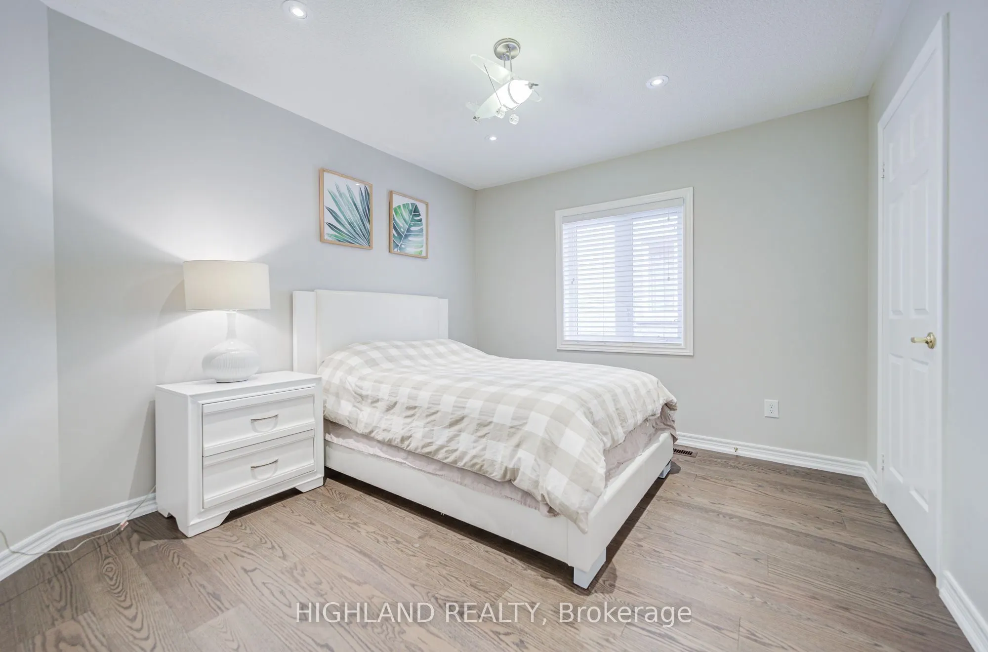 3175 Robert Brown Boulevard
