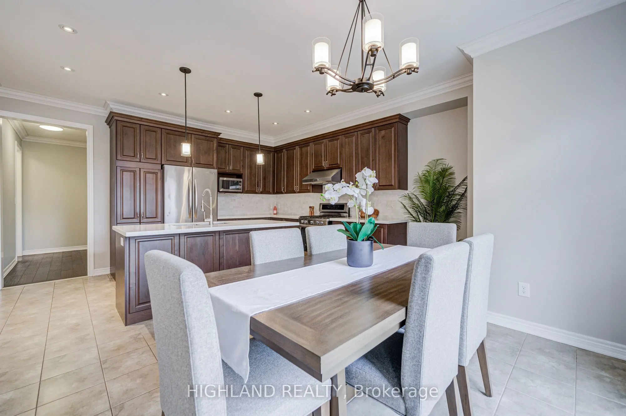 3175 Robert Brown Boulevard